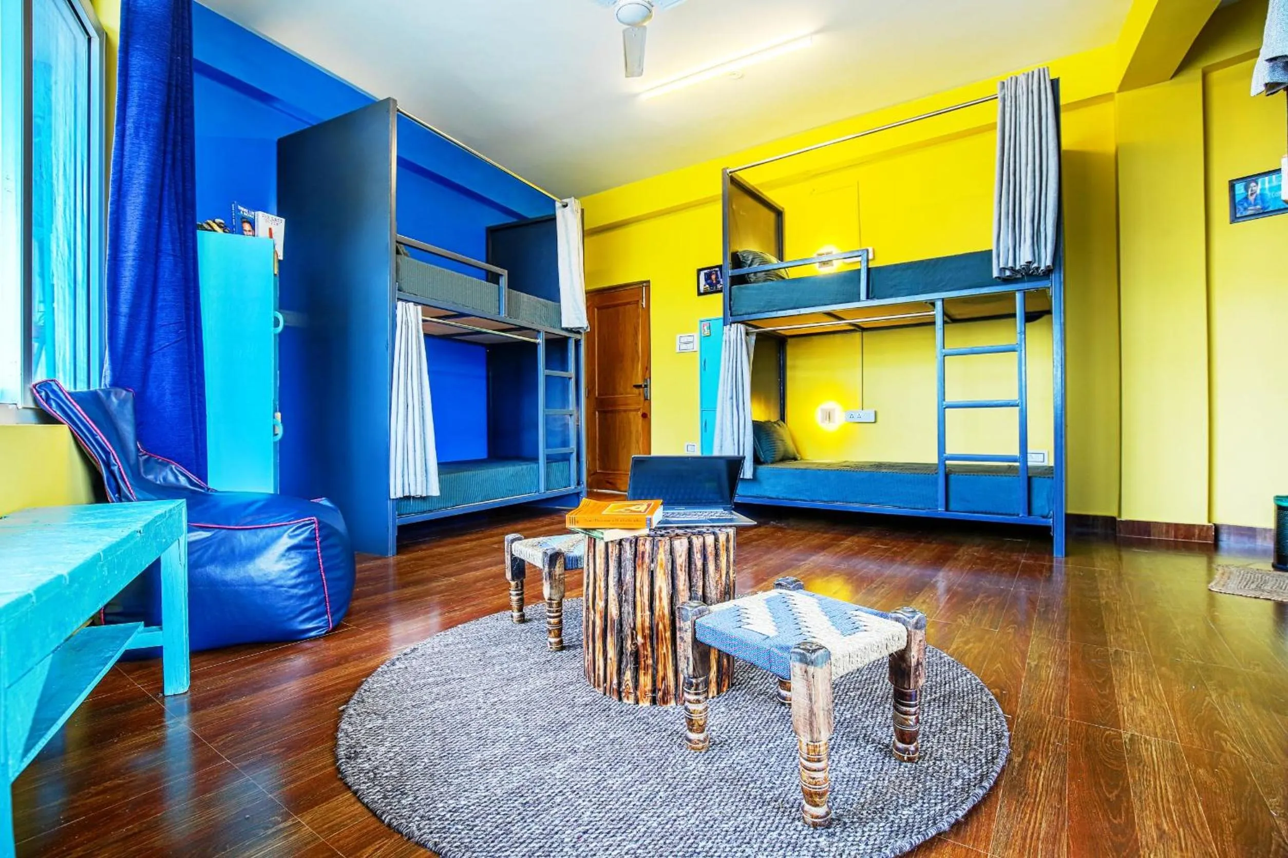 Bed in Chokling ArtHouse - The Treasure of Himalayas