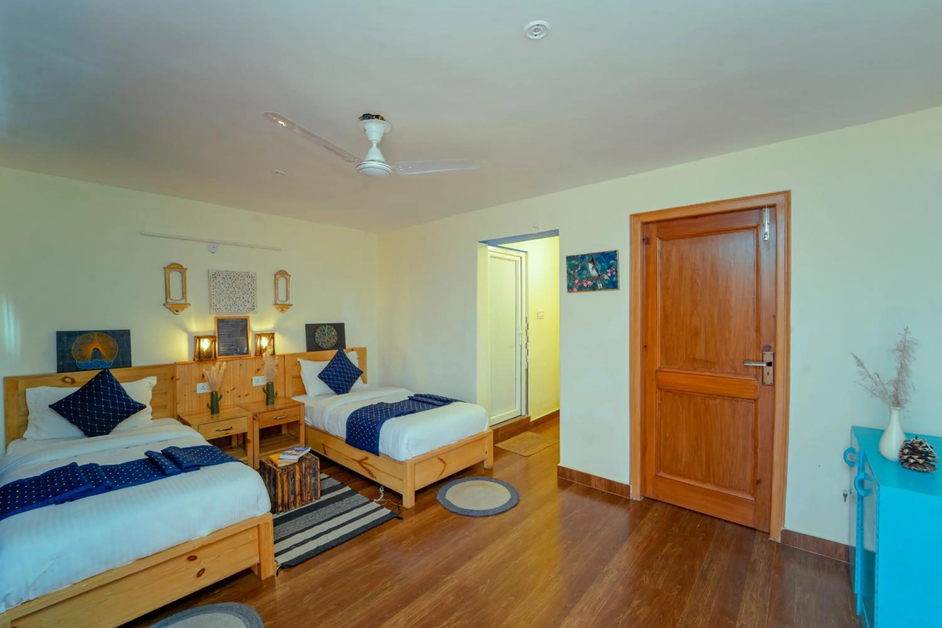 Bed in Chokling ArtHouse - The Treasure of Himalayas