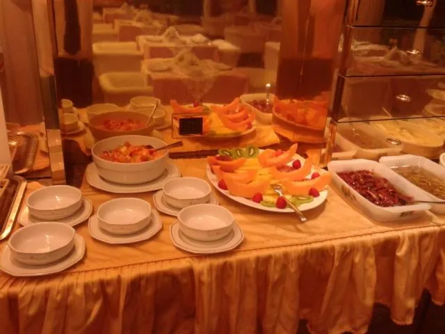Food in Hotel Roma