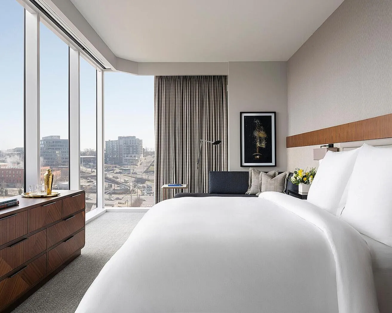 Bedroom, Bed in Four Seasons Hotel Nashville