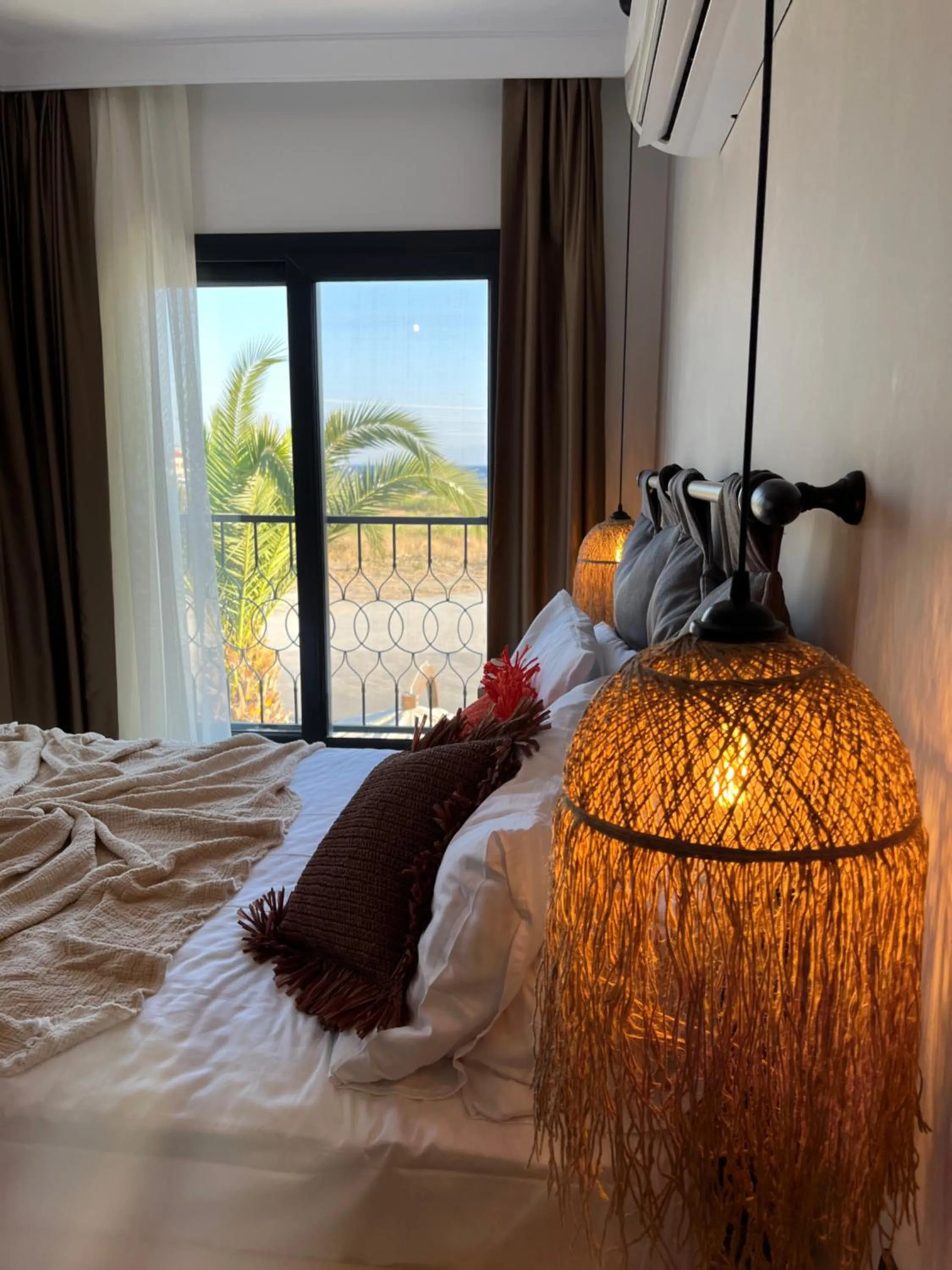 Sea view, Bed in LAGOM HOTEL