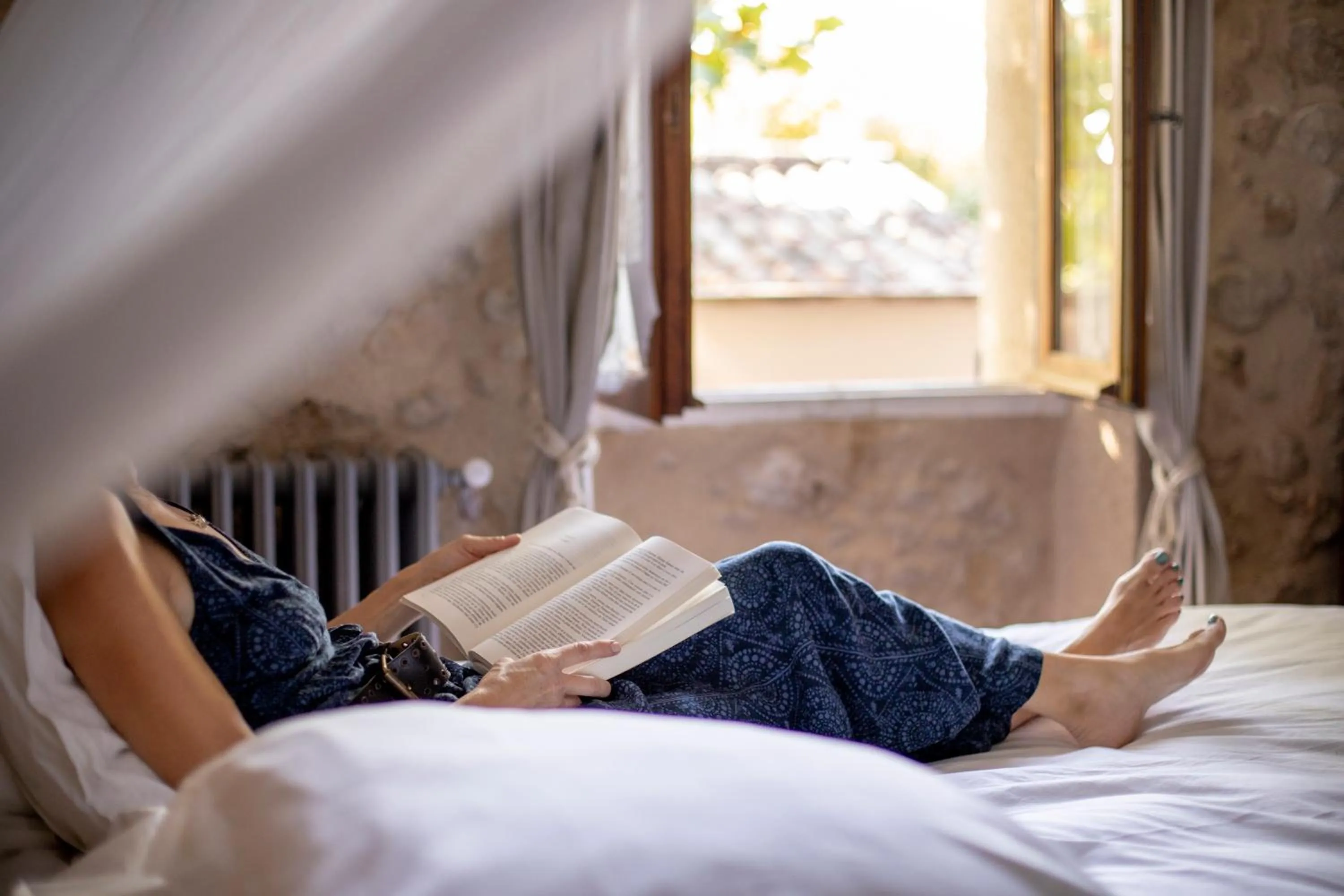 Bed in Le Mas des Romarins, FAYENCE