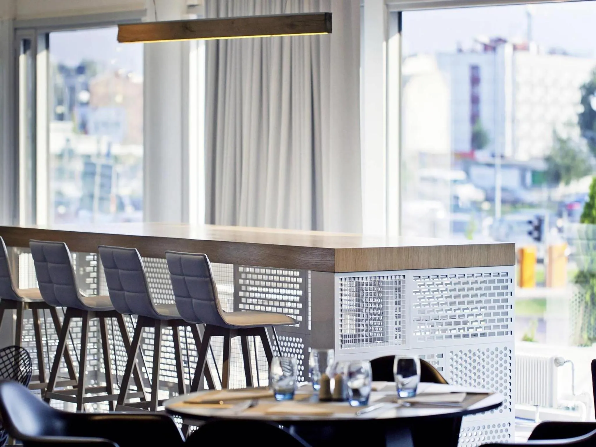 Restaurant/places to eat in Novotel Katowice Centrum