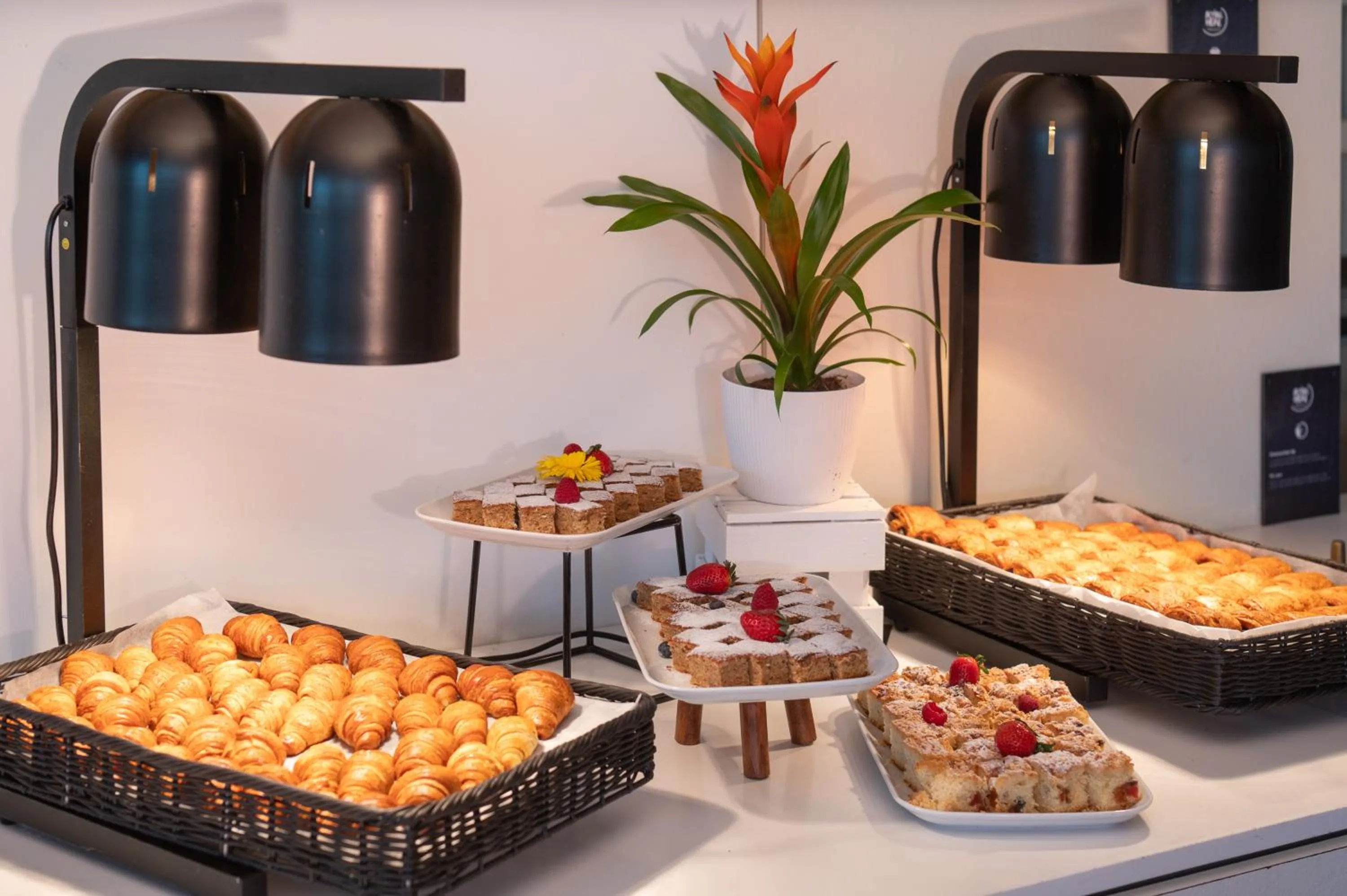 Breakfast in Novotel Warszawa Centrum