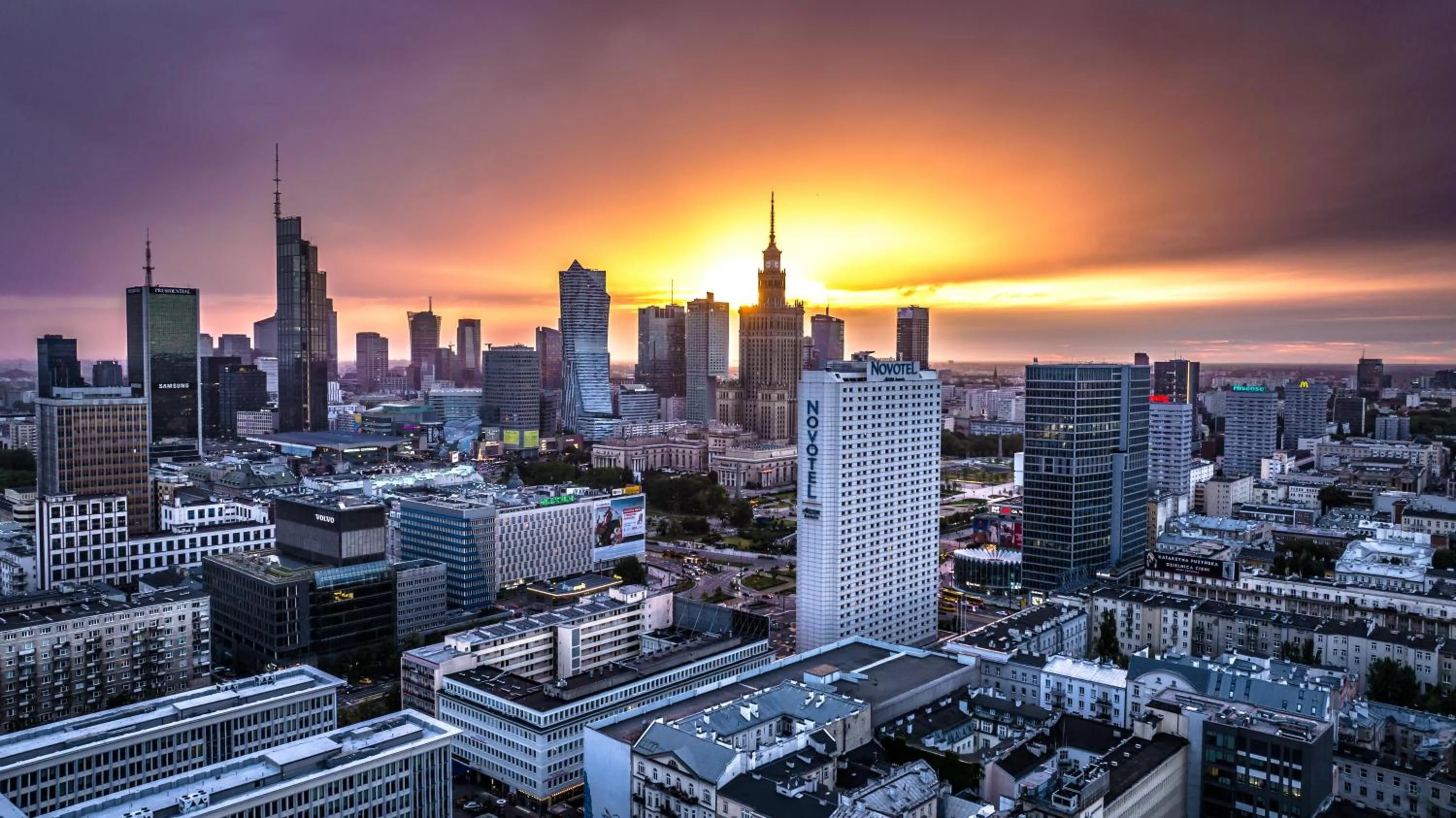 Property building in Novotel Warszawa Centrum