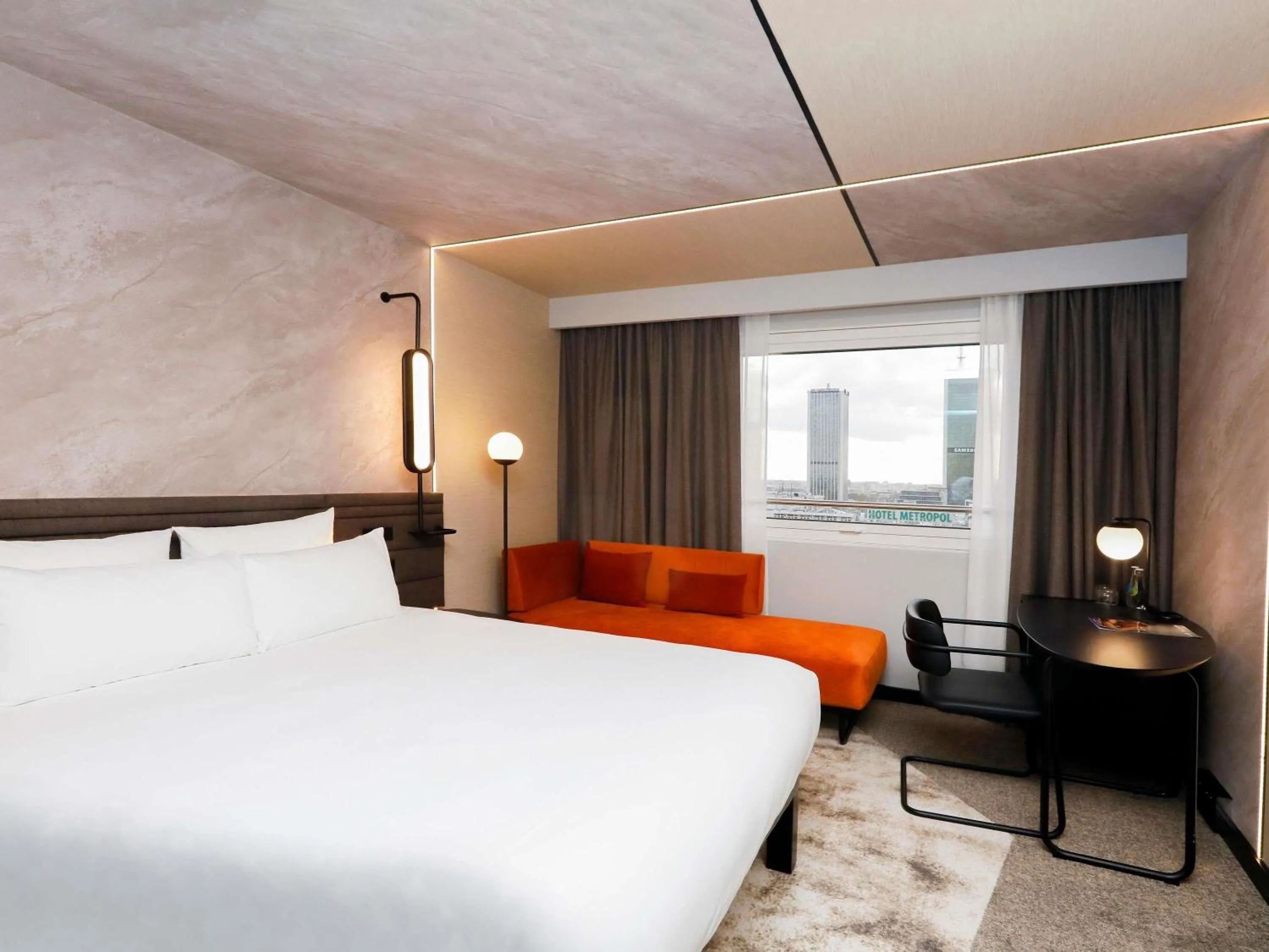 Bedroom, Bed in Novotel Warszawa Centrum