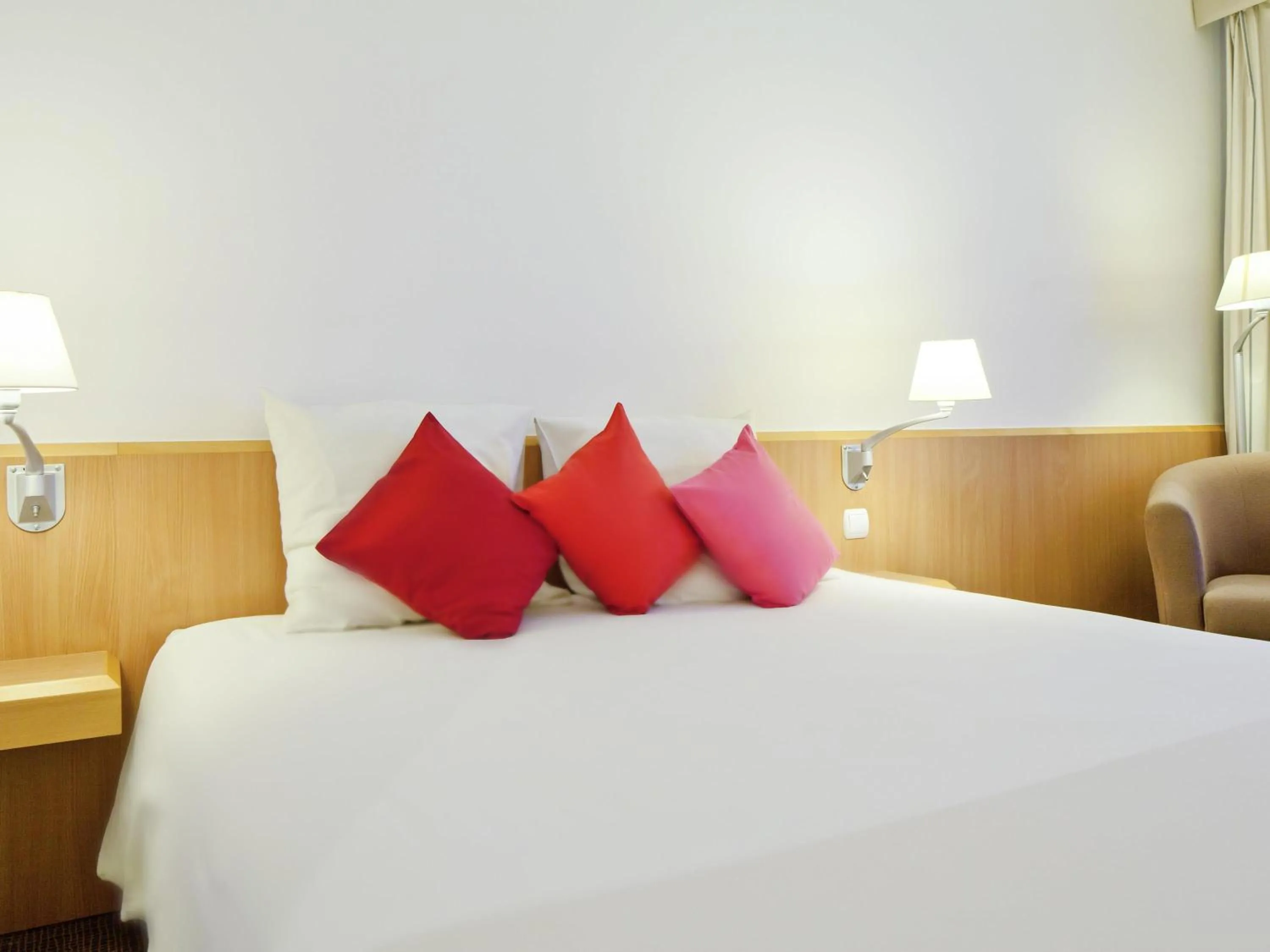 Bedroom, Bed in Novotel Warszawa Centrum