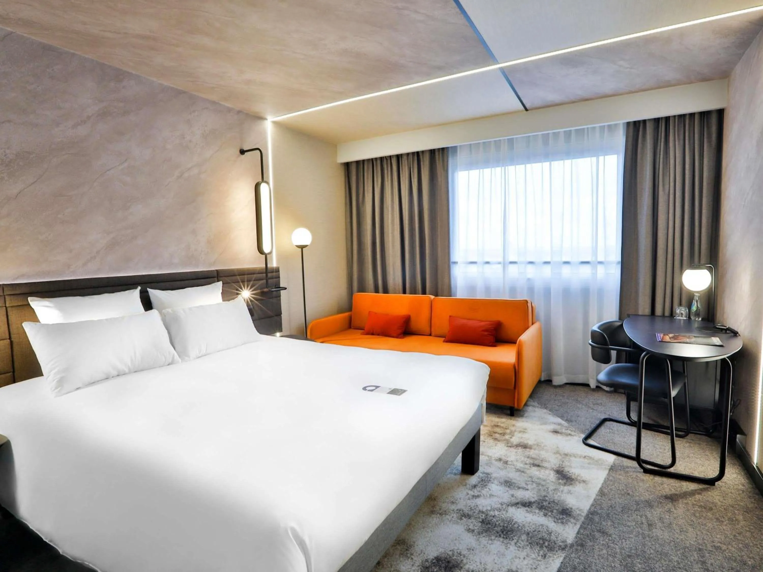 Bedroom, Bed in Novotel Warszawa Centrum