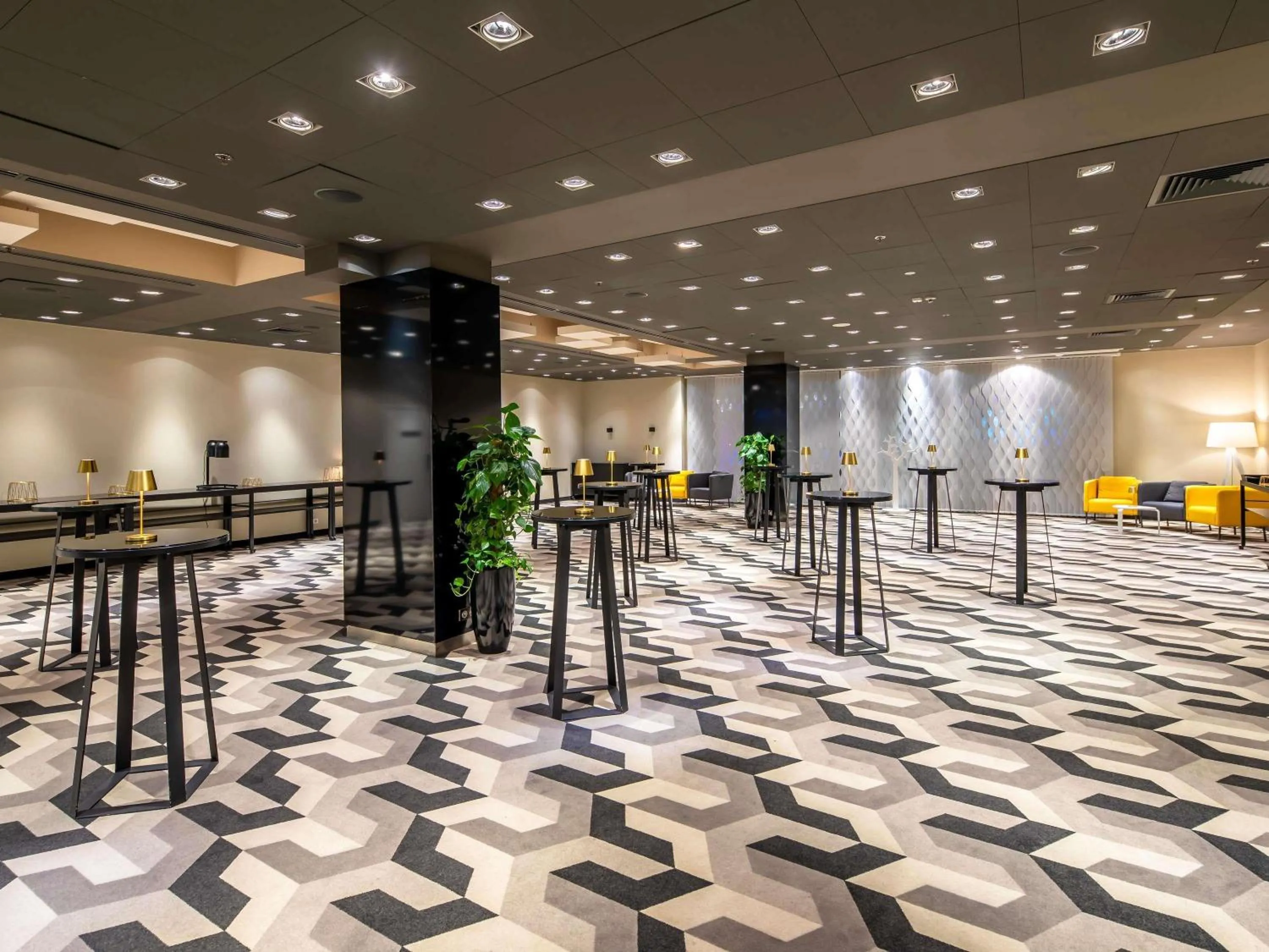 Meeting/conference room in Novotel Warszawa Centrum