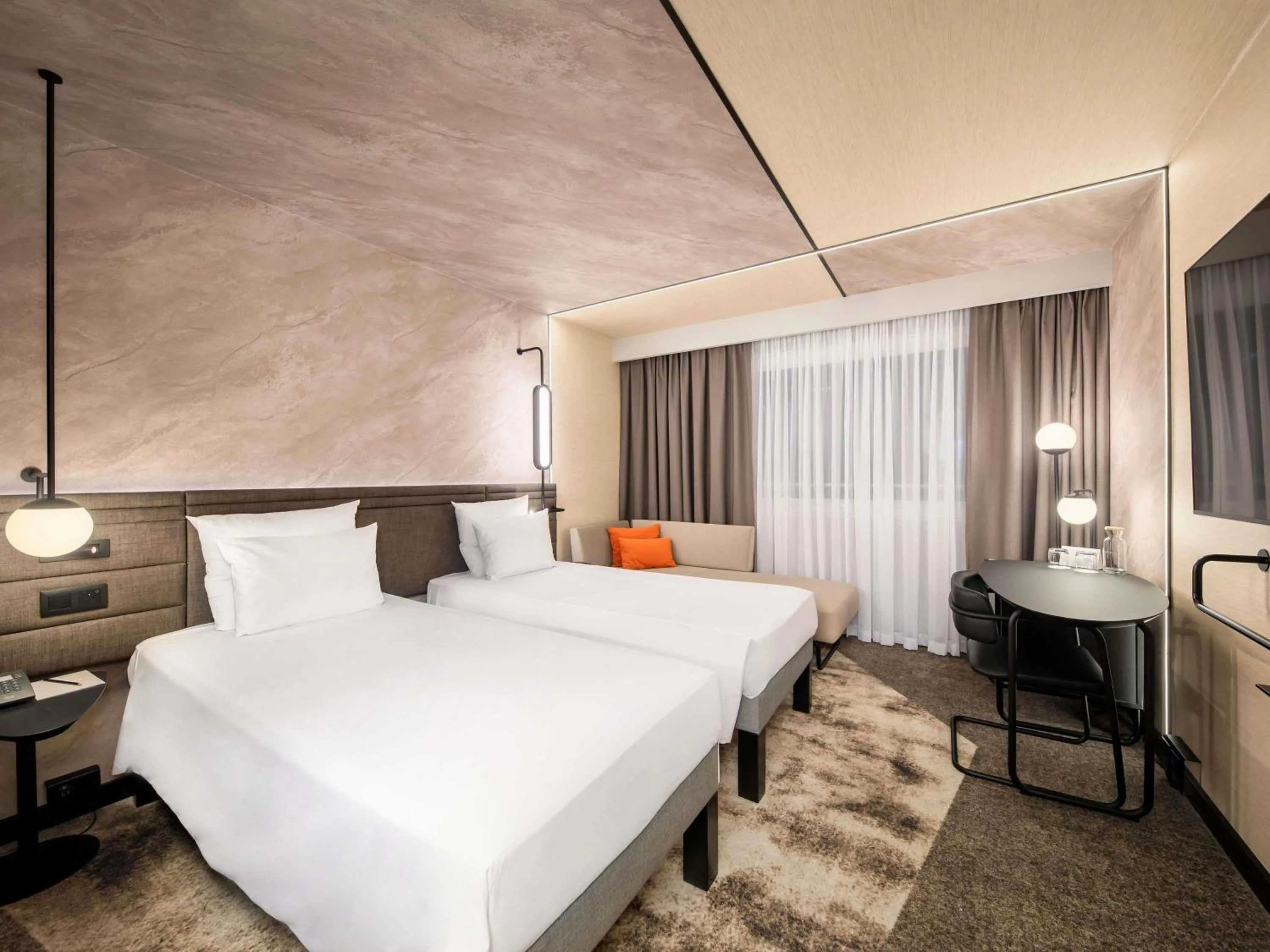 Bedroom, Bed in Novotel Warszawa Centrum