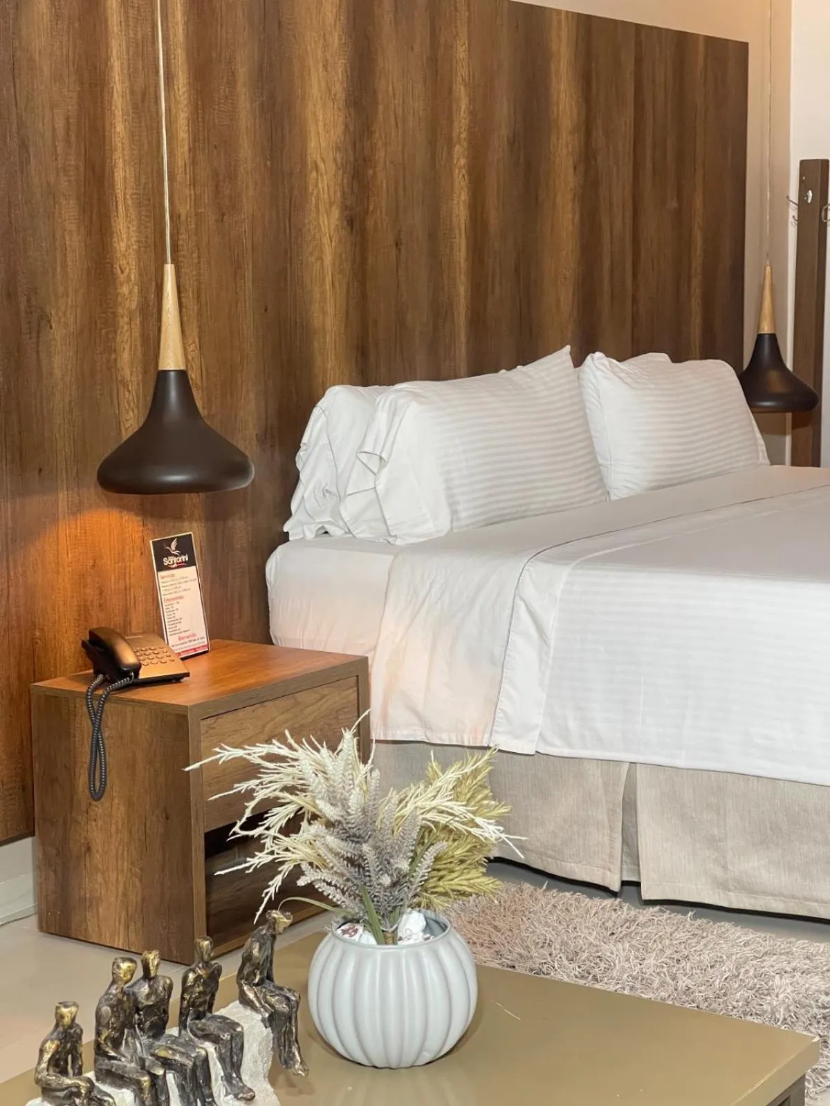 Guests, Bed in Hotel Santorini Loft