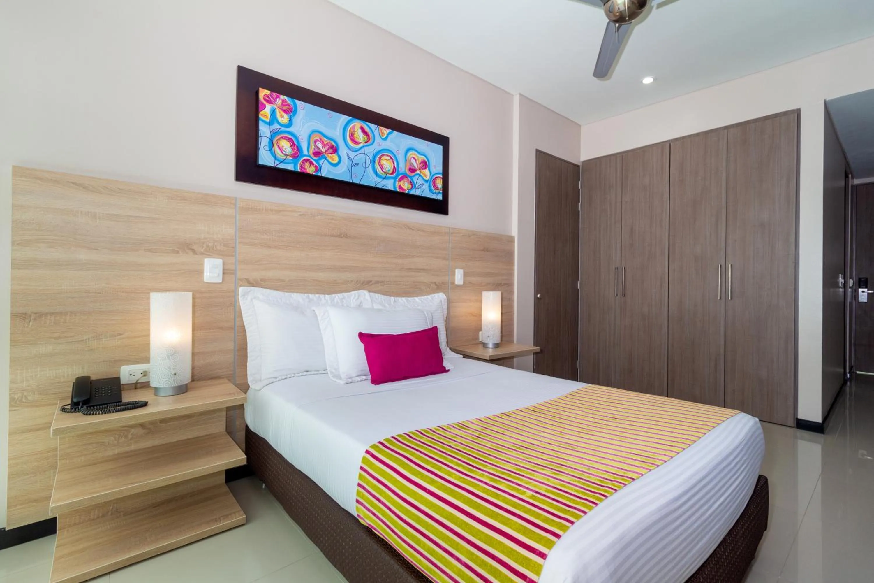 TV and multimedia, Bed in Hotel Baroca