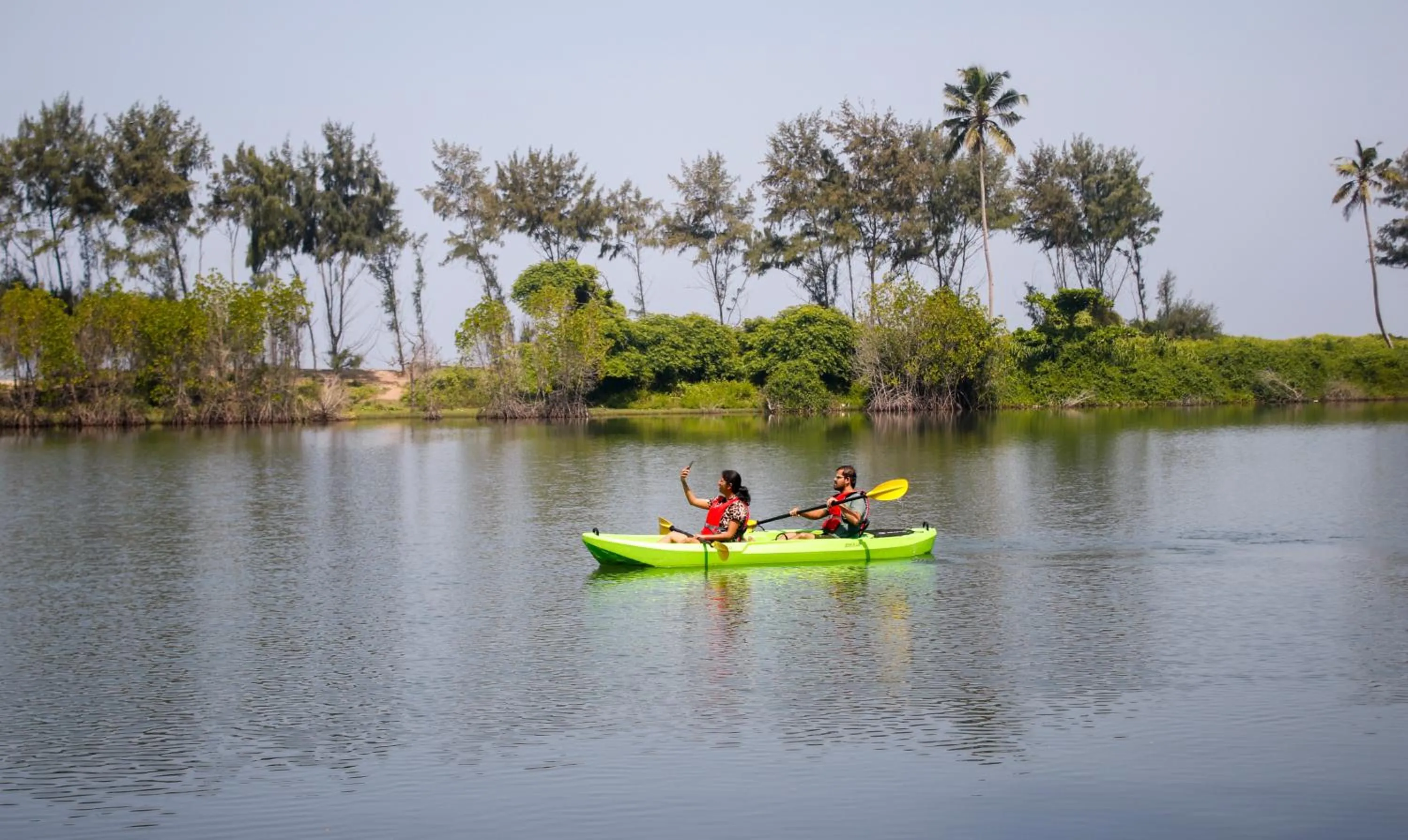 Lake view in Treebo Majestic Retreat