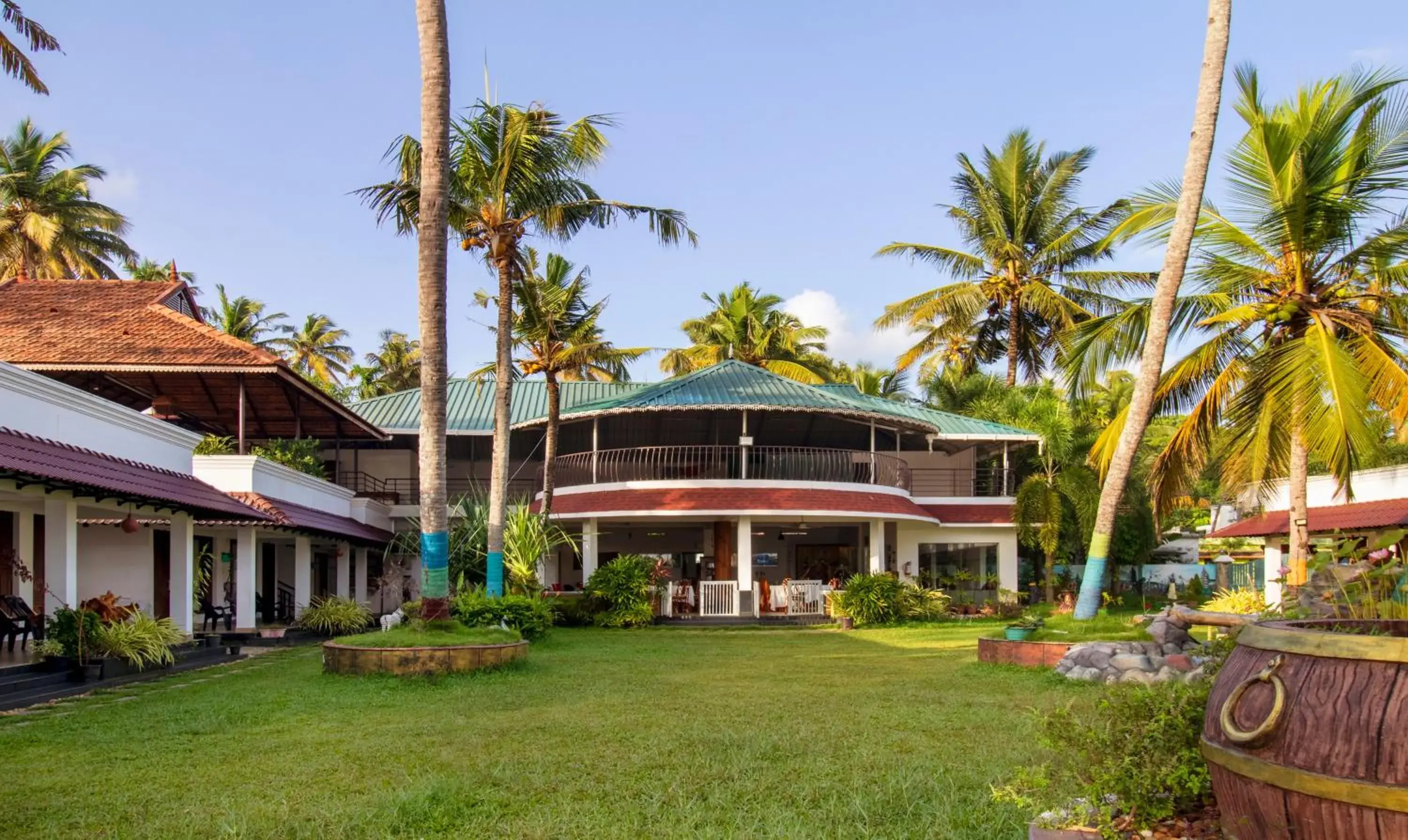 Treebo Majestic Retreat Treebo Majestic Retreat