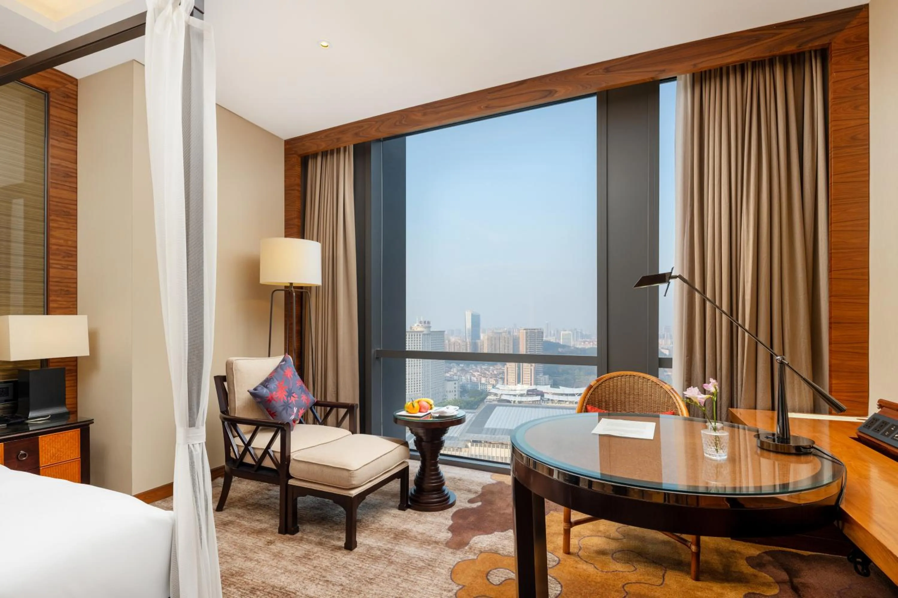 Photo of the whole room, Bed in Dongguan Kande International Hotel