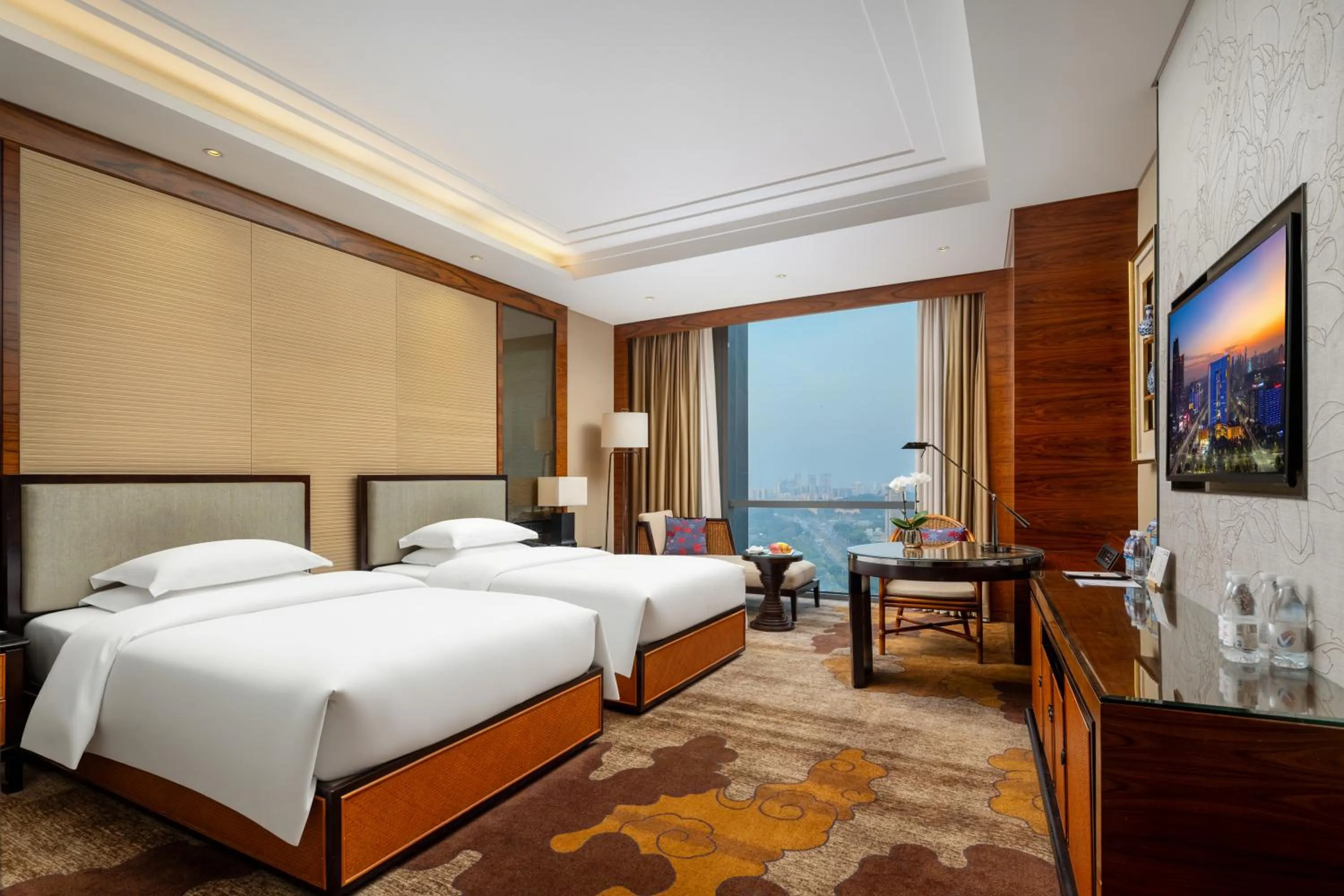Photo of the whole room, Bed in Dongguan Kande International Hotel