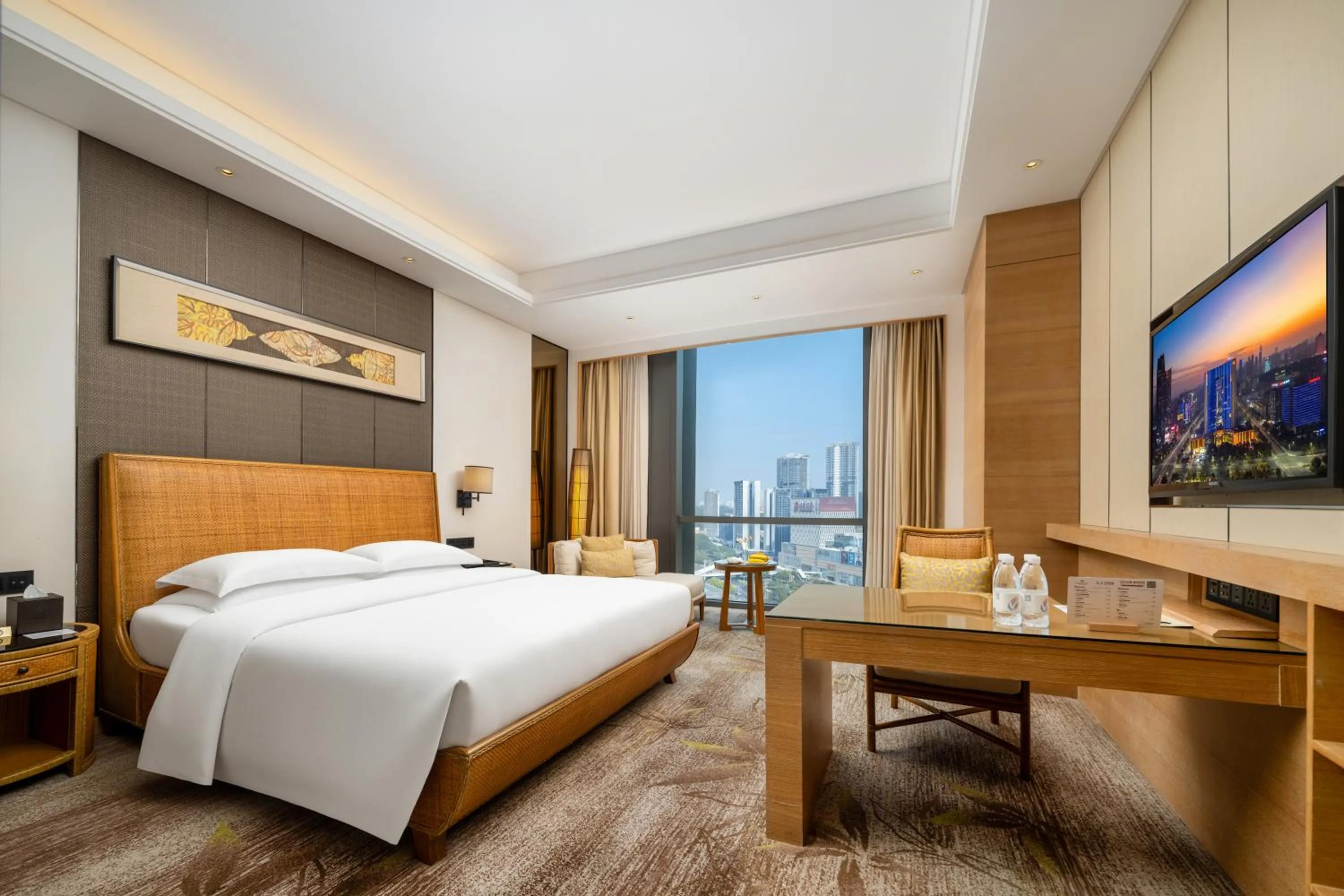 Photo of the whole room, Bed in Dongguan Kande International Hotel