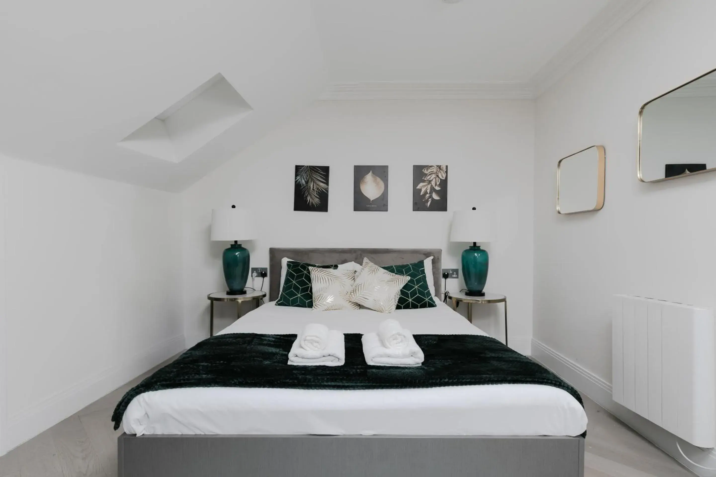 Deluxe Apartment in Modern Apartments Near Harrods and the Science Museum Deluxe Apartment in Modern Apartments Near Harrods and the Science Museum