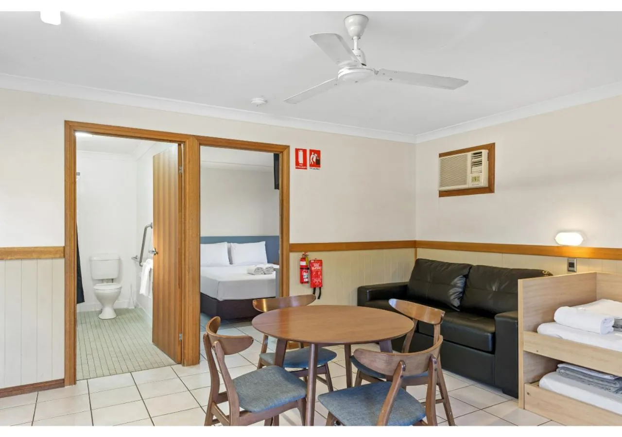 Seating area in Discovery Parks - Mackay