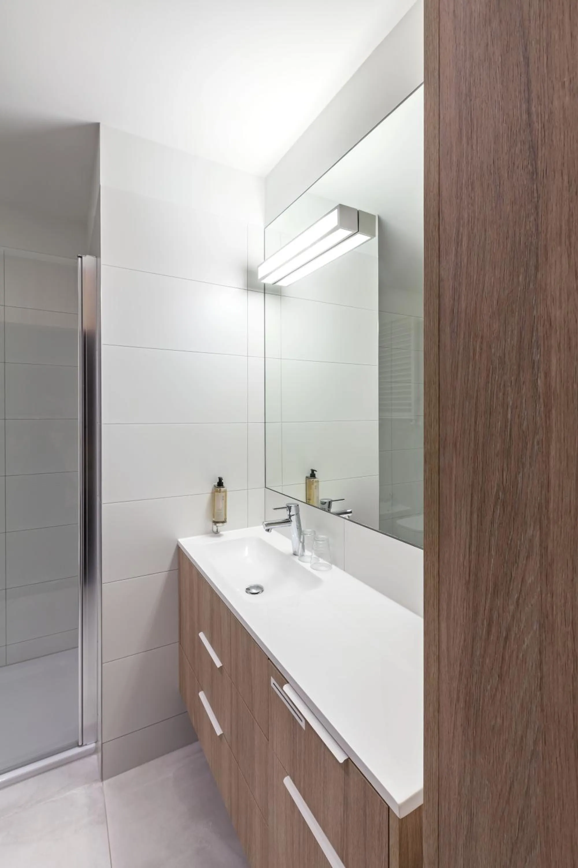 Shower in Hotel Shuum Boutique - Destigo Hotels