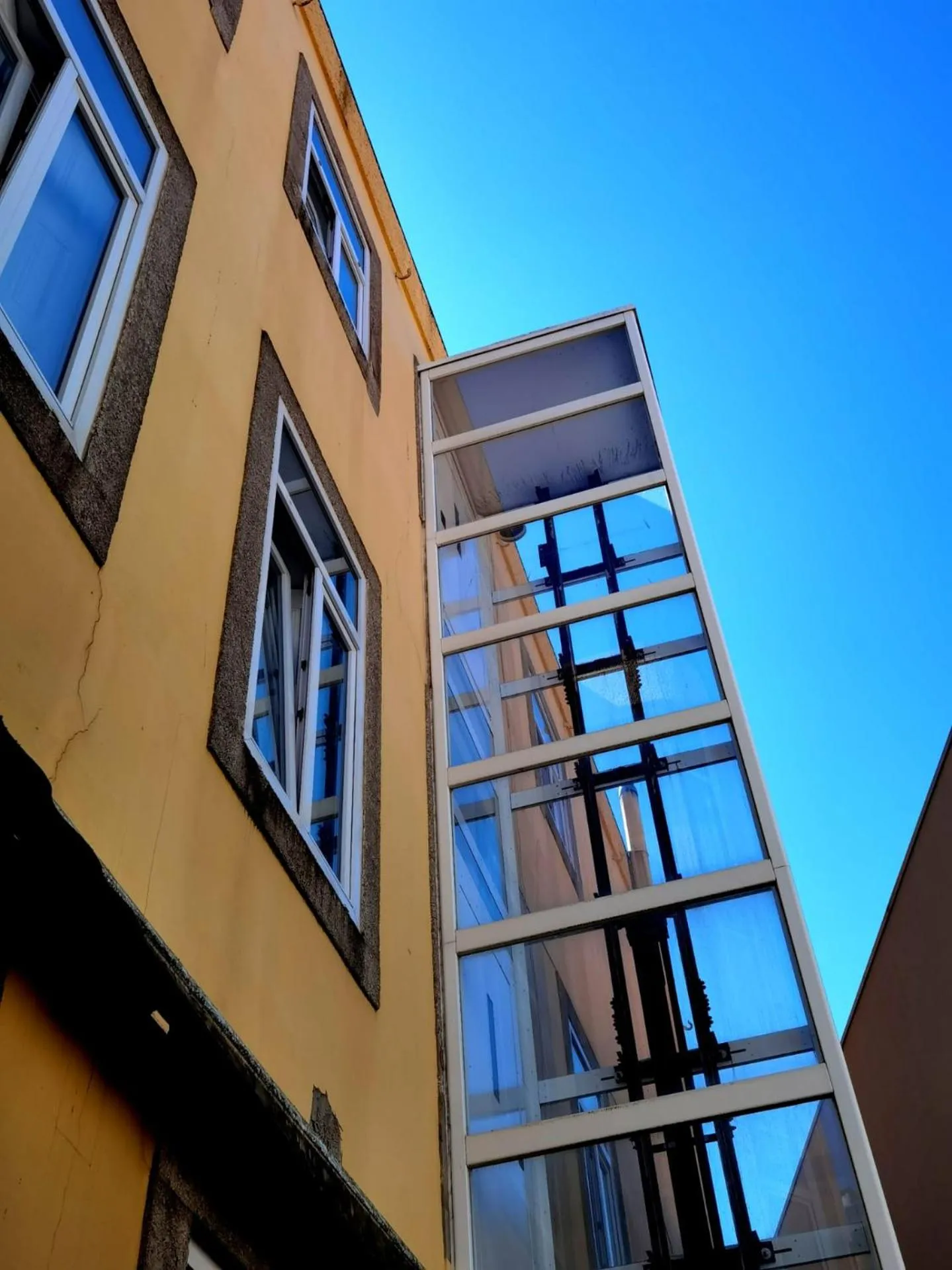 Property building in Monsenhor52