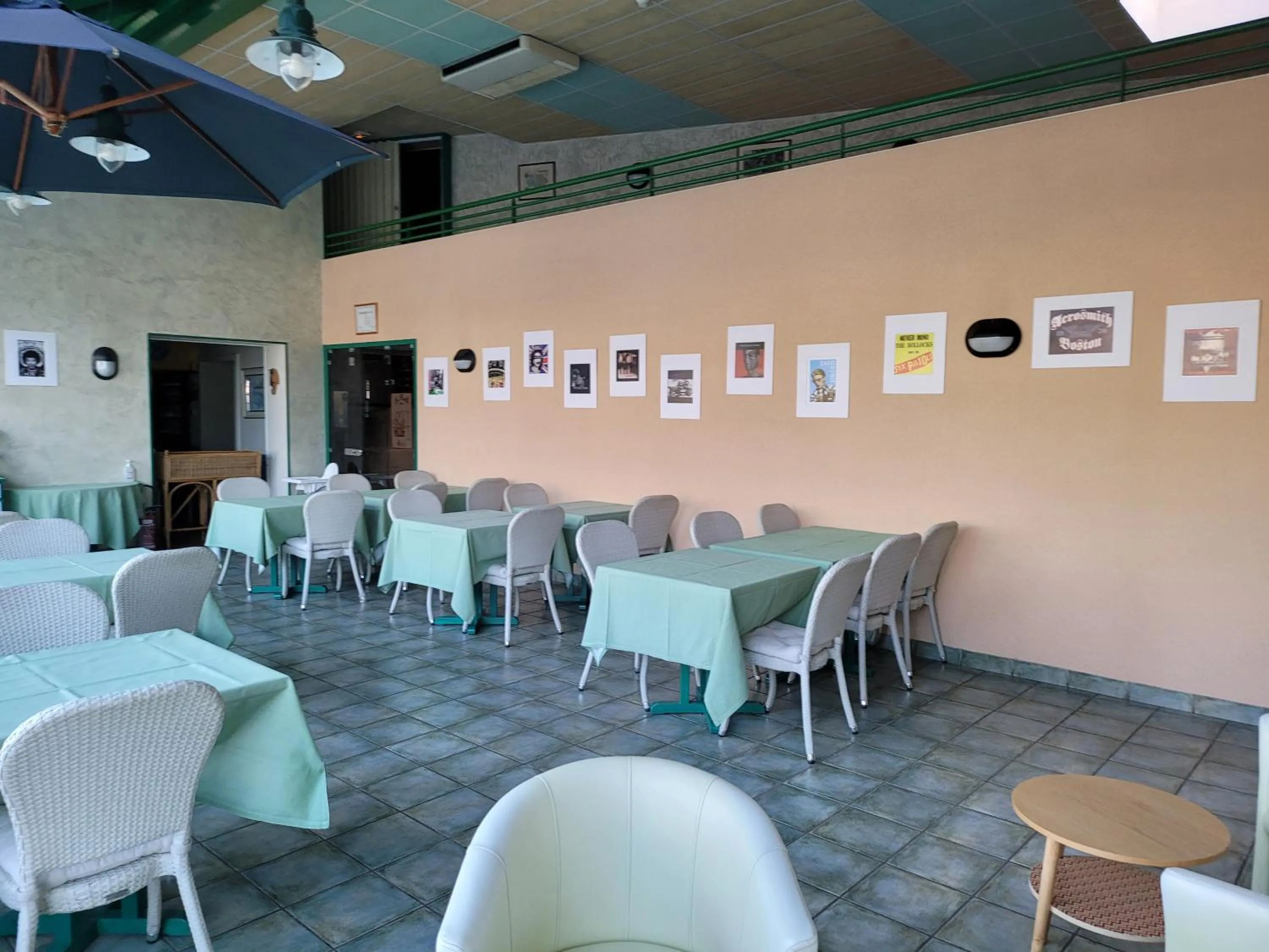 L'AUBERGE DE L'OLIVE