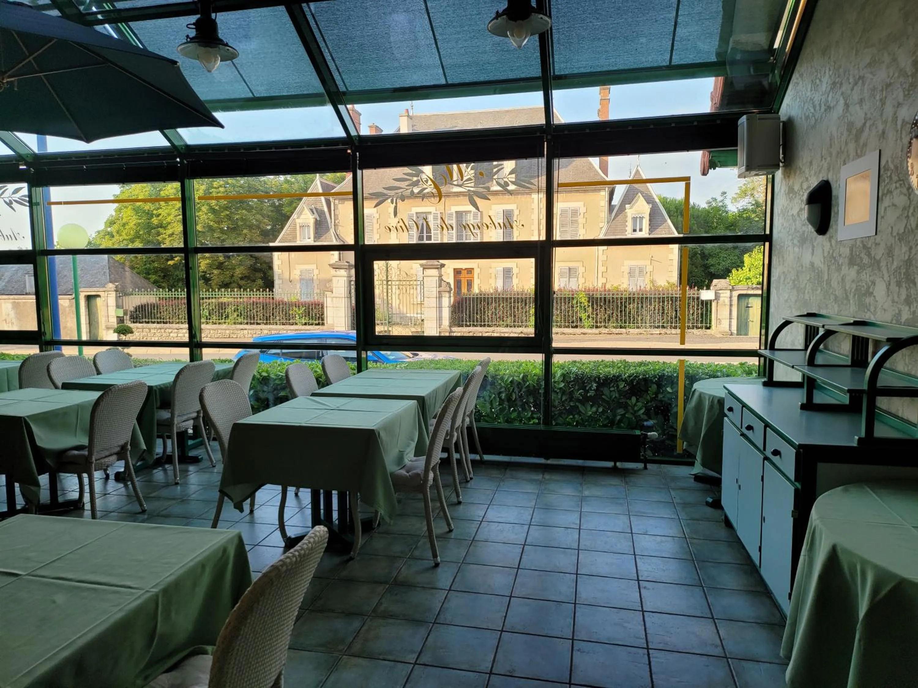 L'AUBERGE DE L'OLIVE