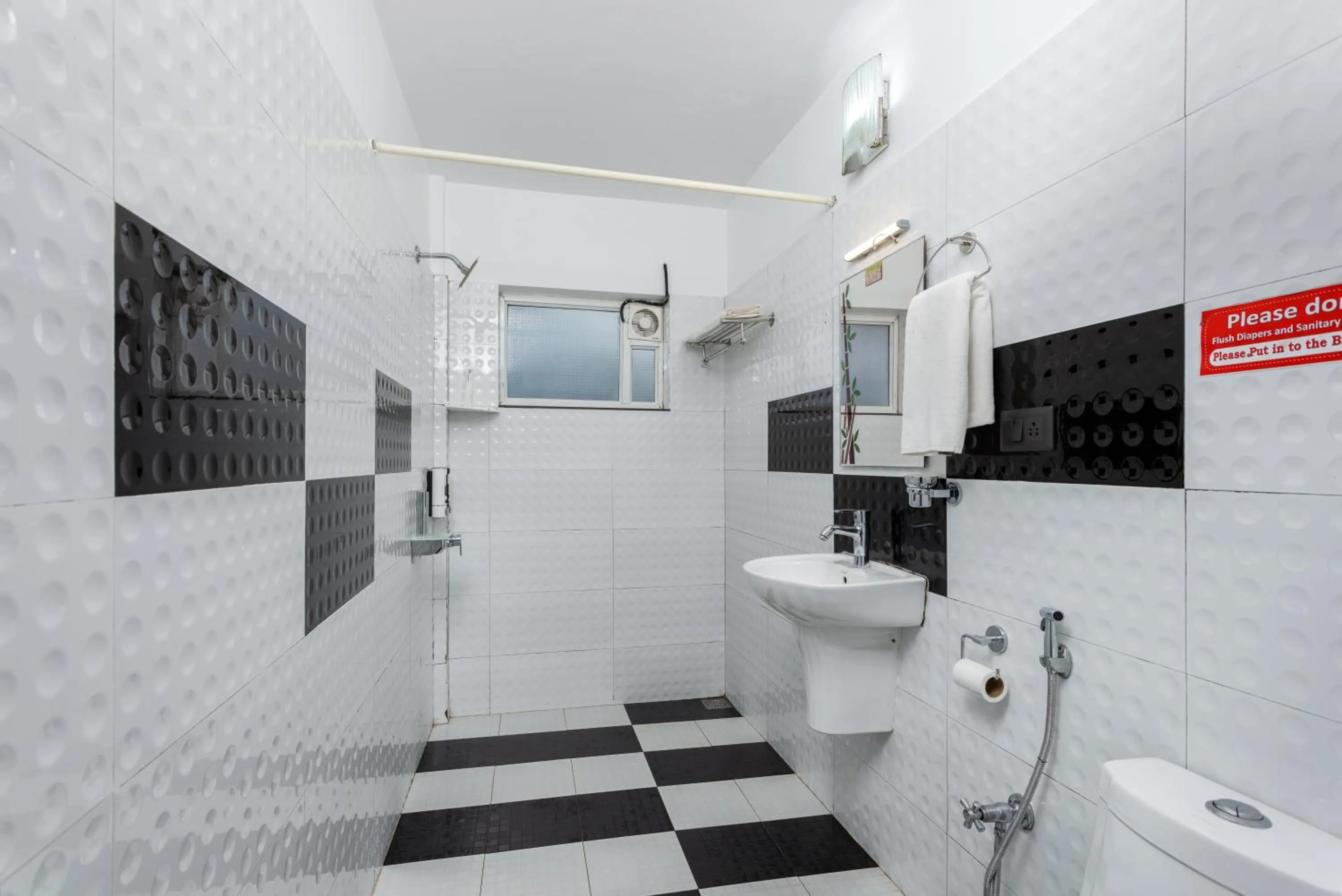 Bathroom in Eterno Camellia & Elettaria Resort with Pool