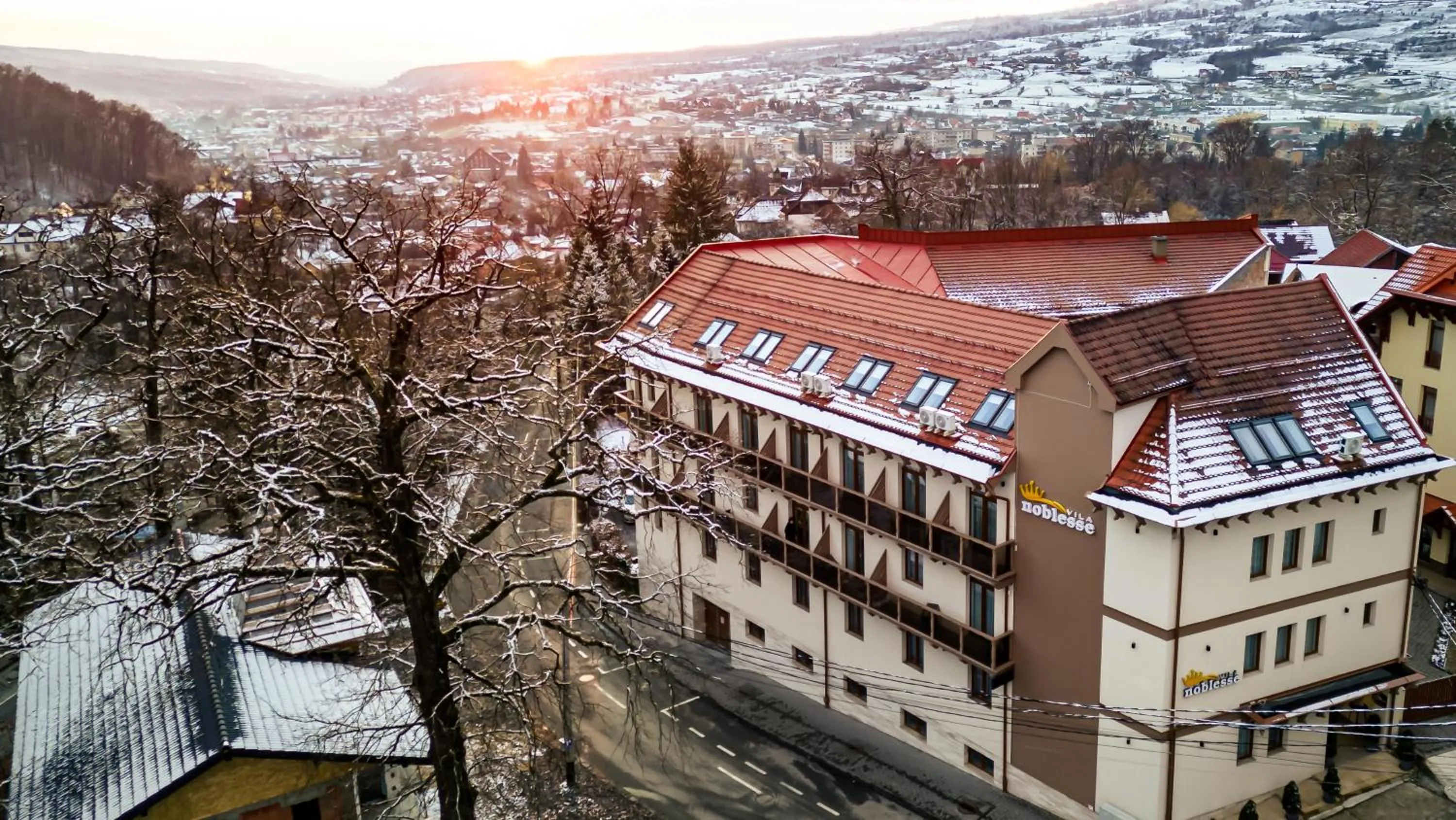 Property building in Vila Noblesse