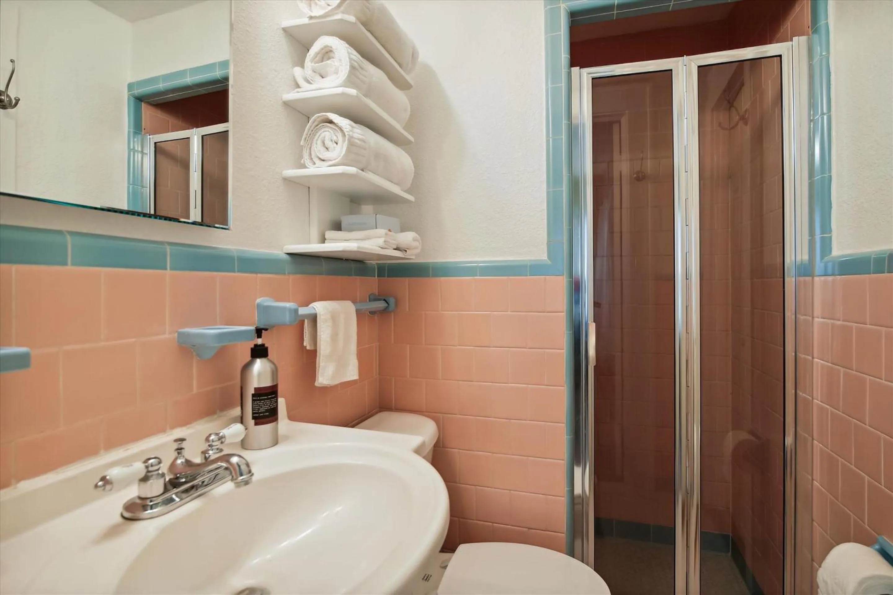 Property building in Endless Summer