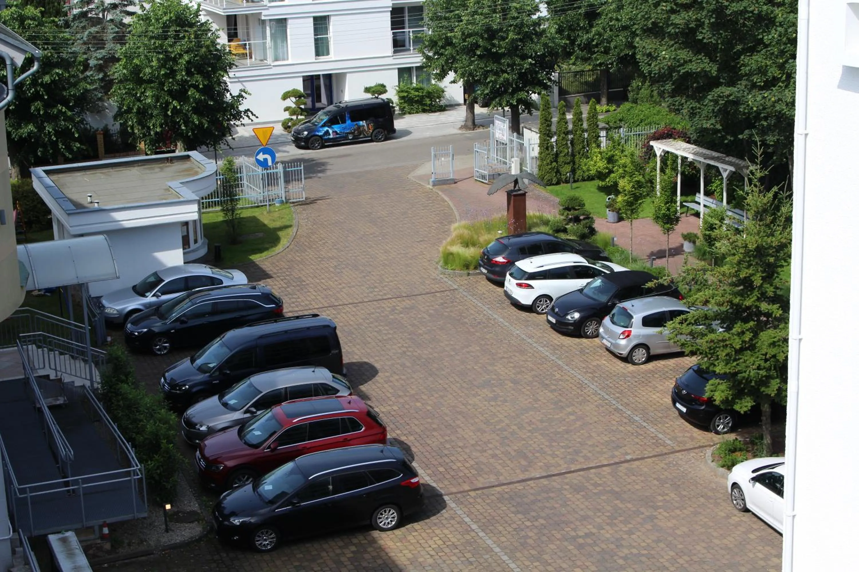 Parking in Rezydencja Bielik