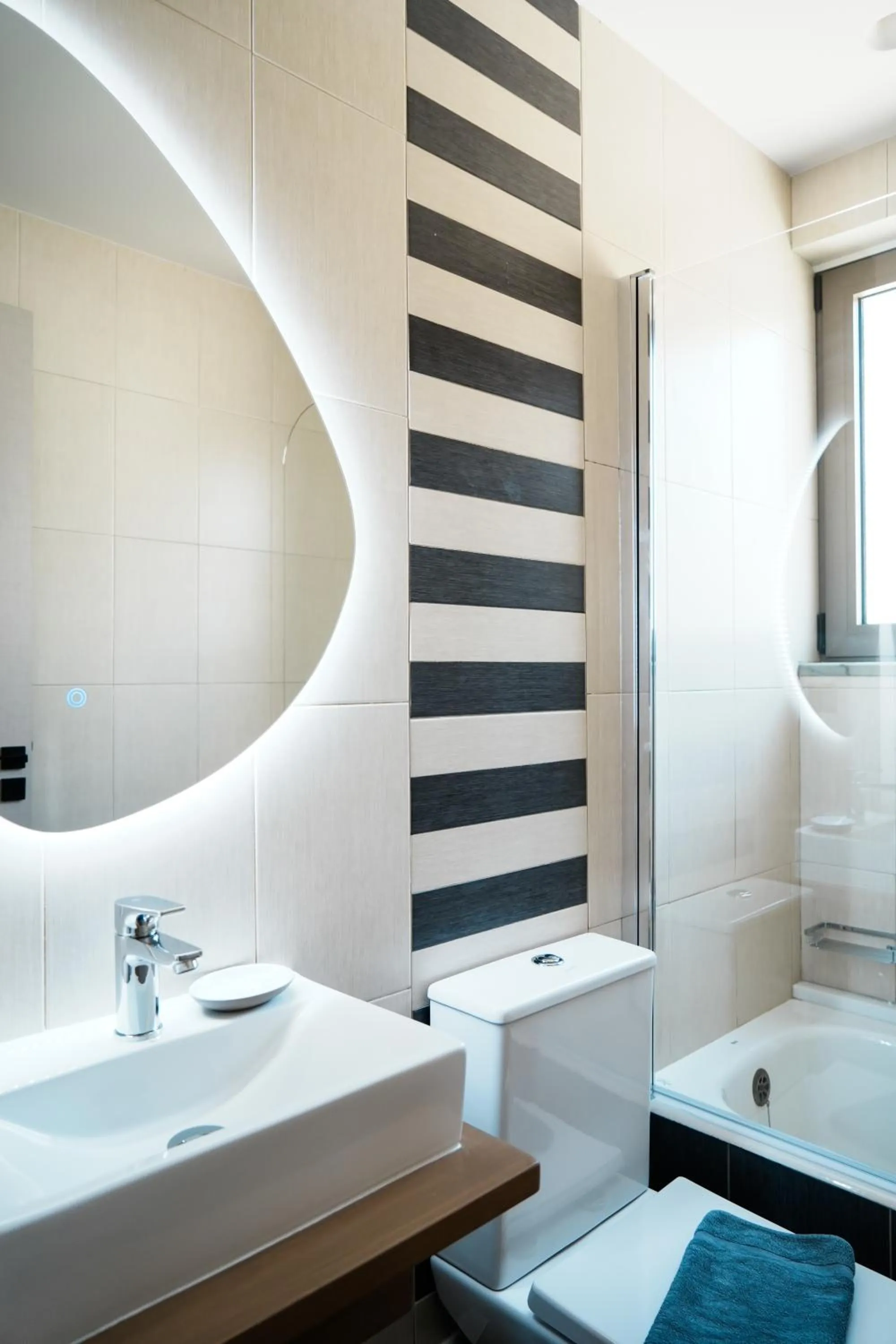 Bathroom in Vardians Villas & Suites