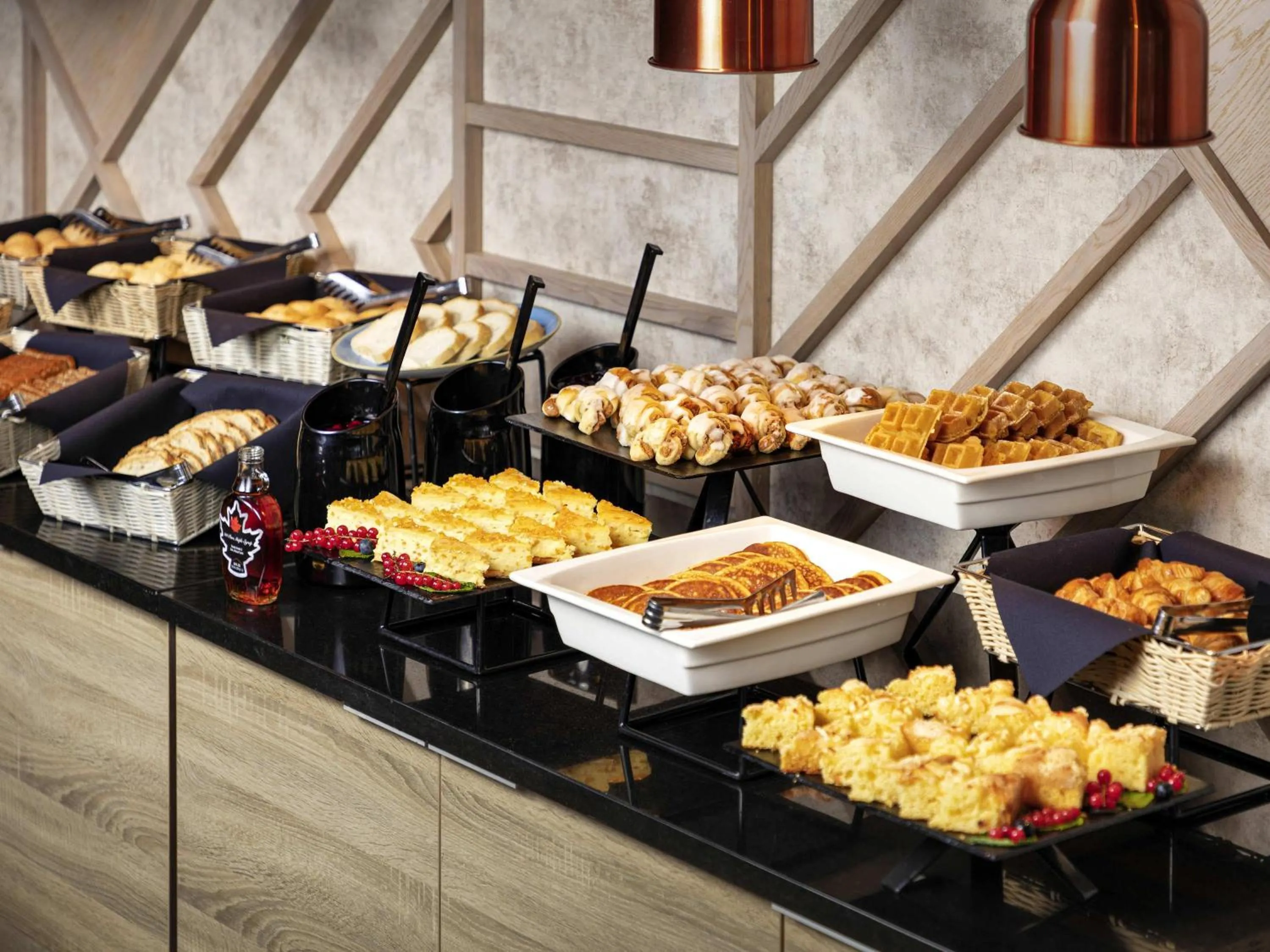 Breakfast in Novotel Poznan Centrum