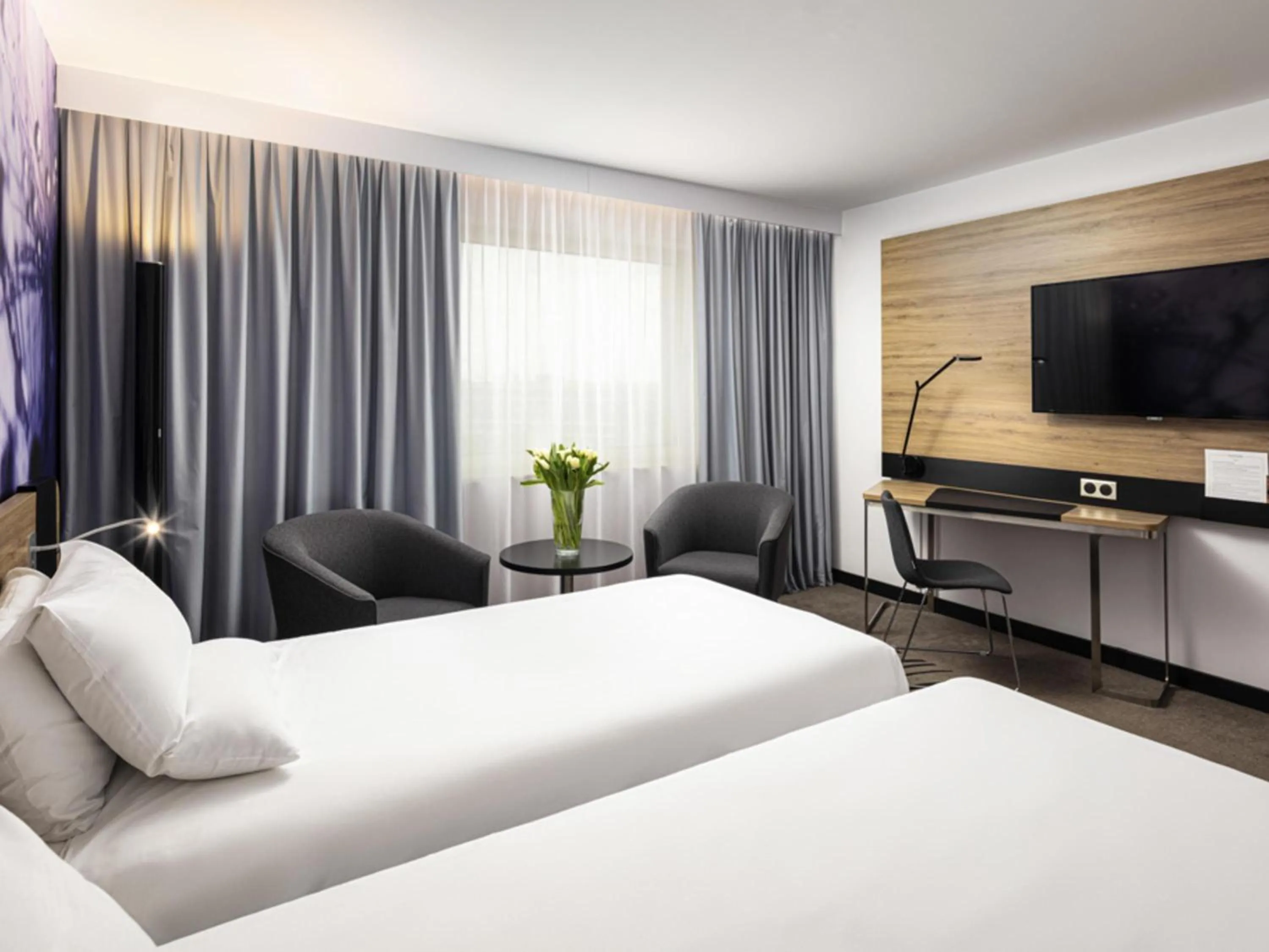 Bedroom, Bed in Novotel Poznan Centrum