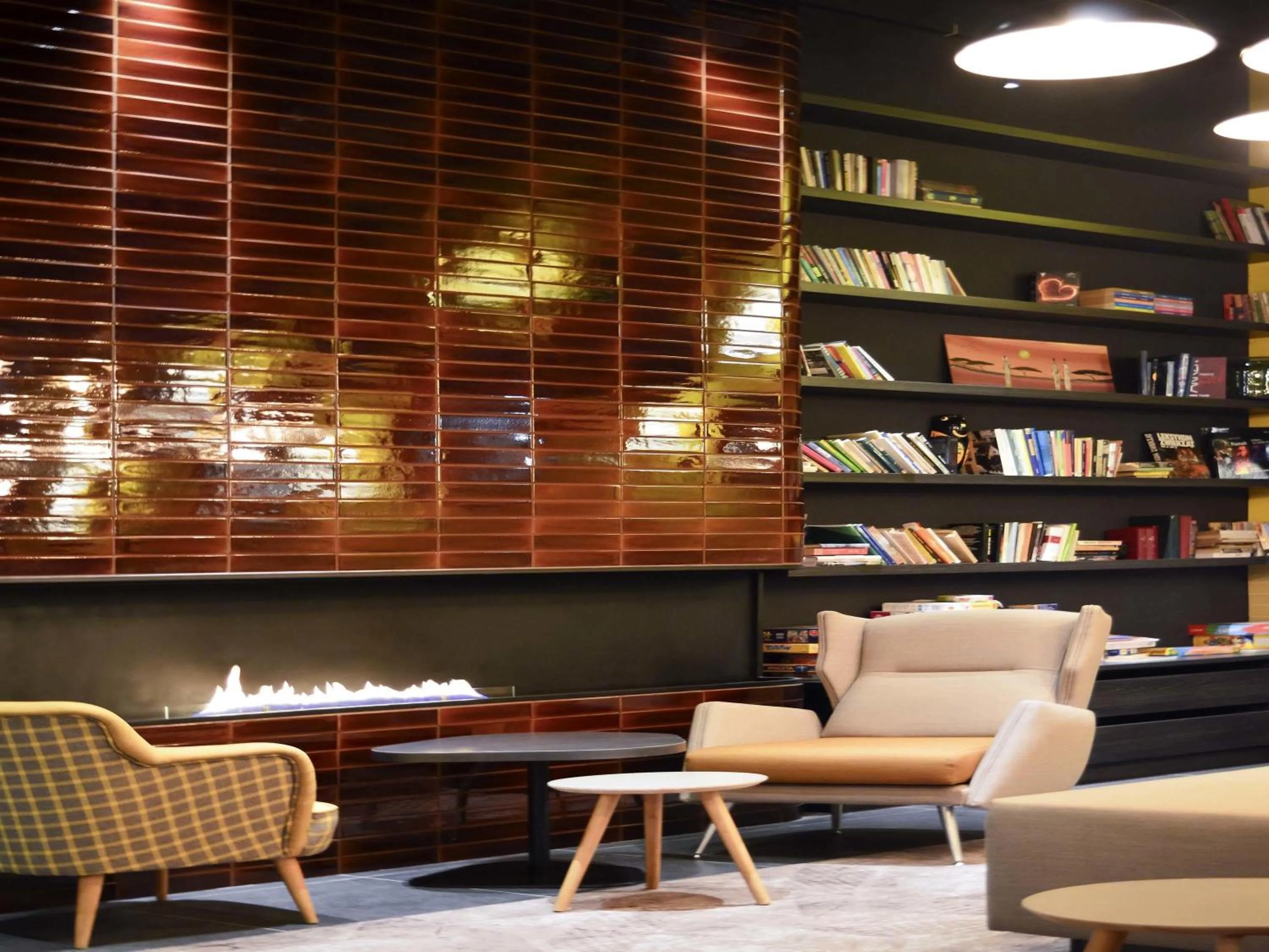 Lounge or bar in Novotel Poznan Centrum