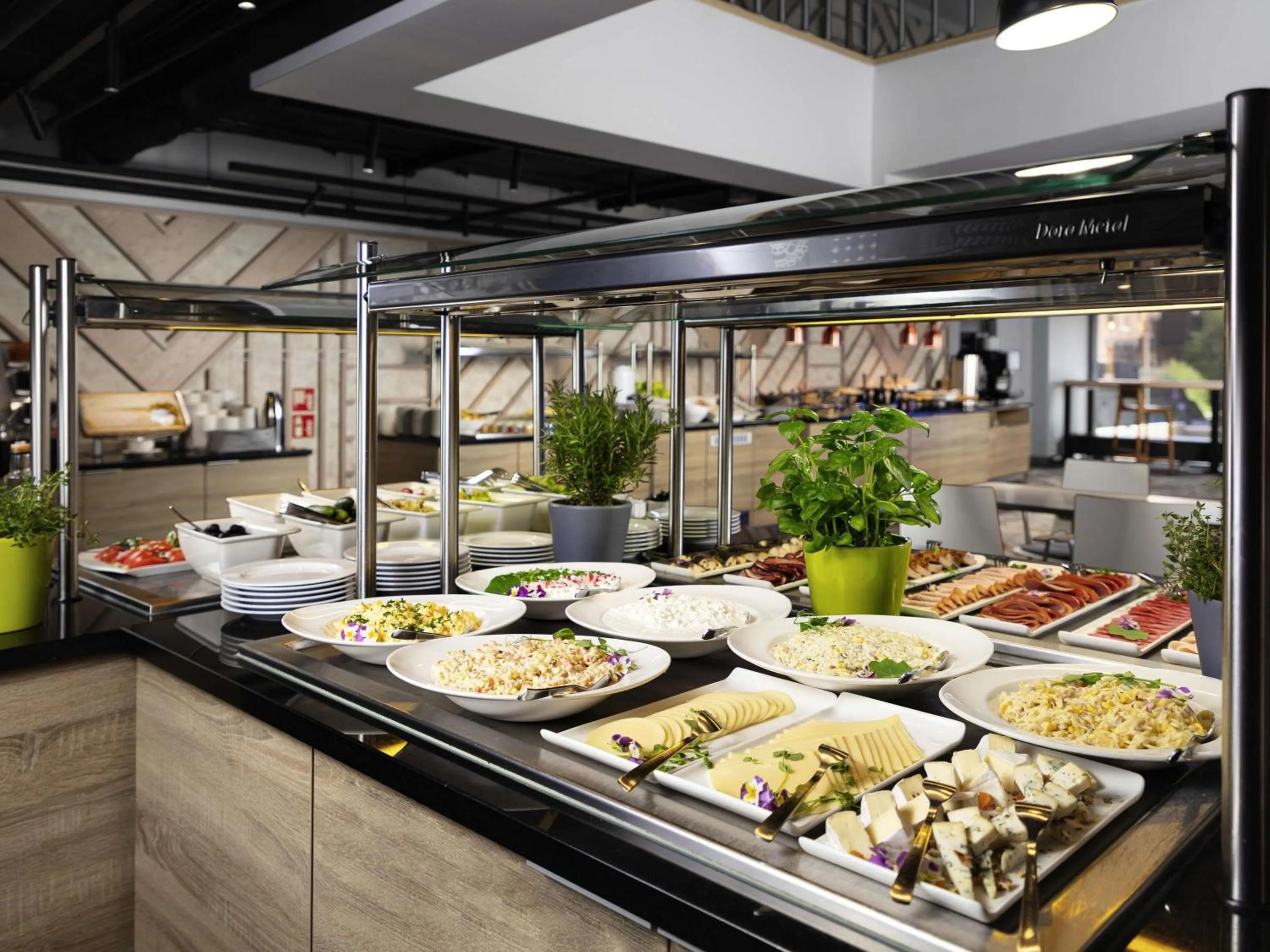 Breakfast in Novotel Poznan Centrum