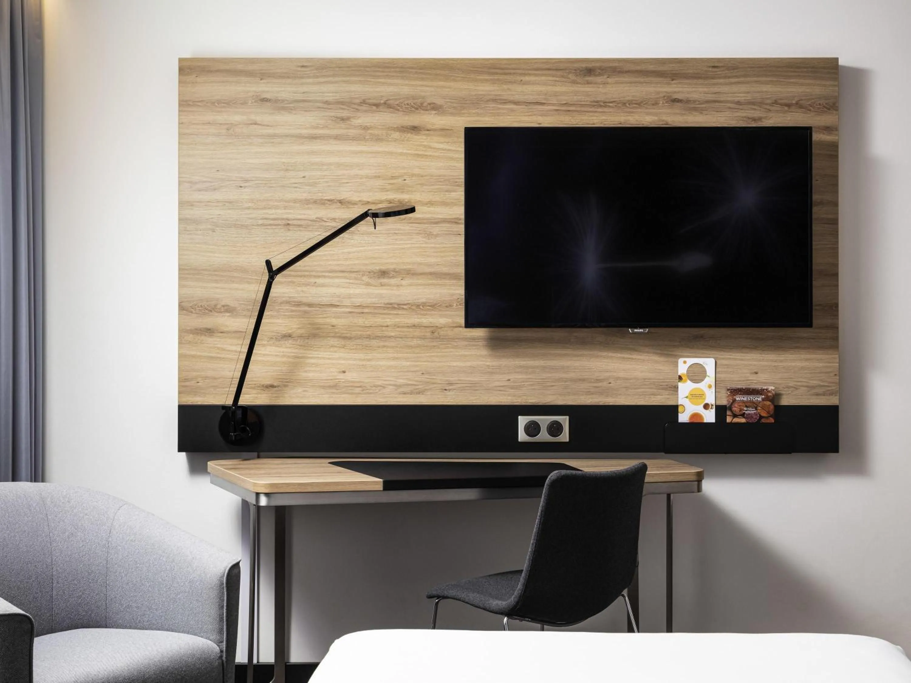 Bedroom in Novotel Poznan Centrum