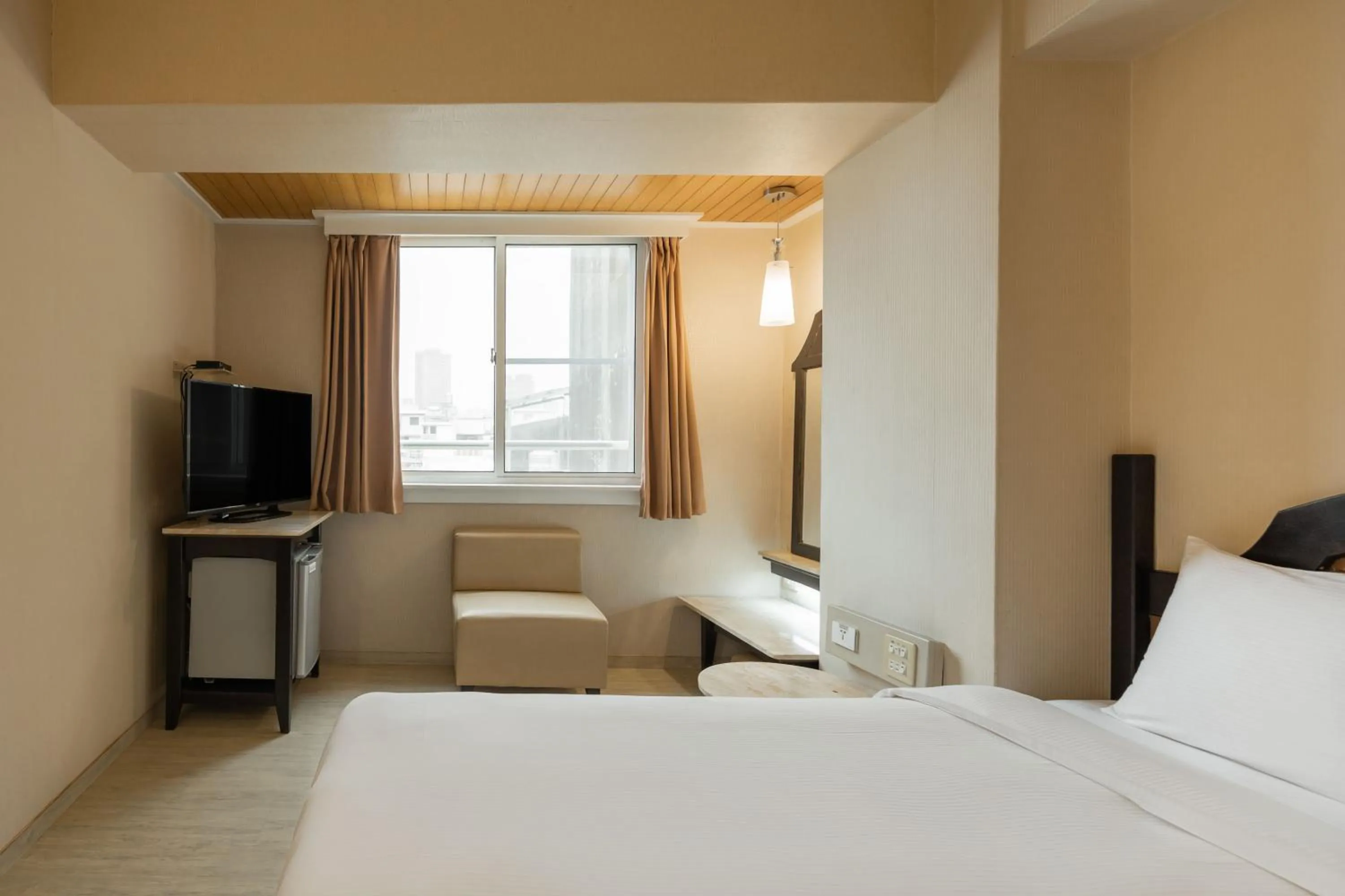 TV and multimedia, Bed in Kindness Hotel - Weiwuying Branch