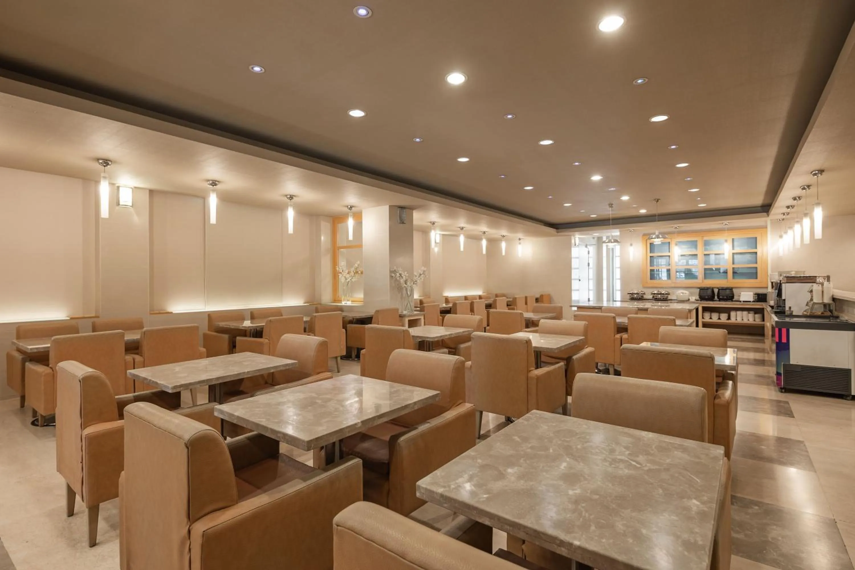 Restaurant/places to eat in Kindness Hotel - Hanshen