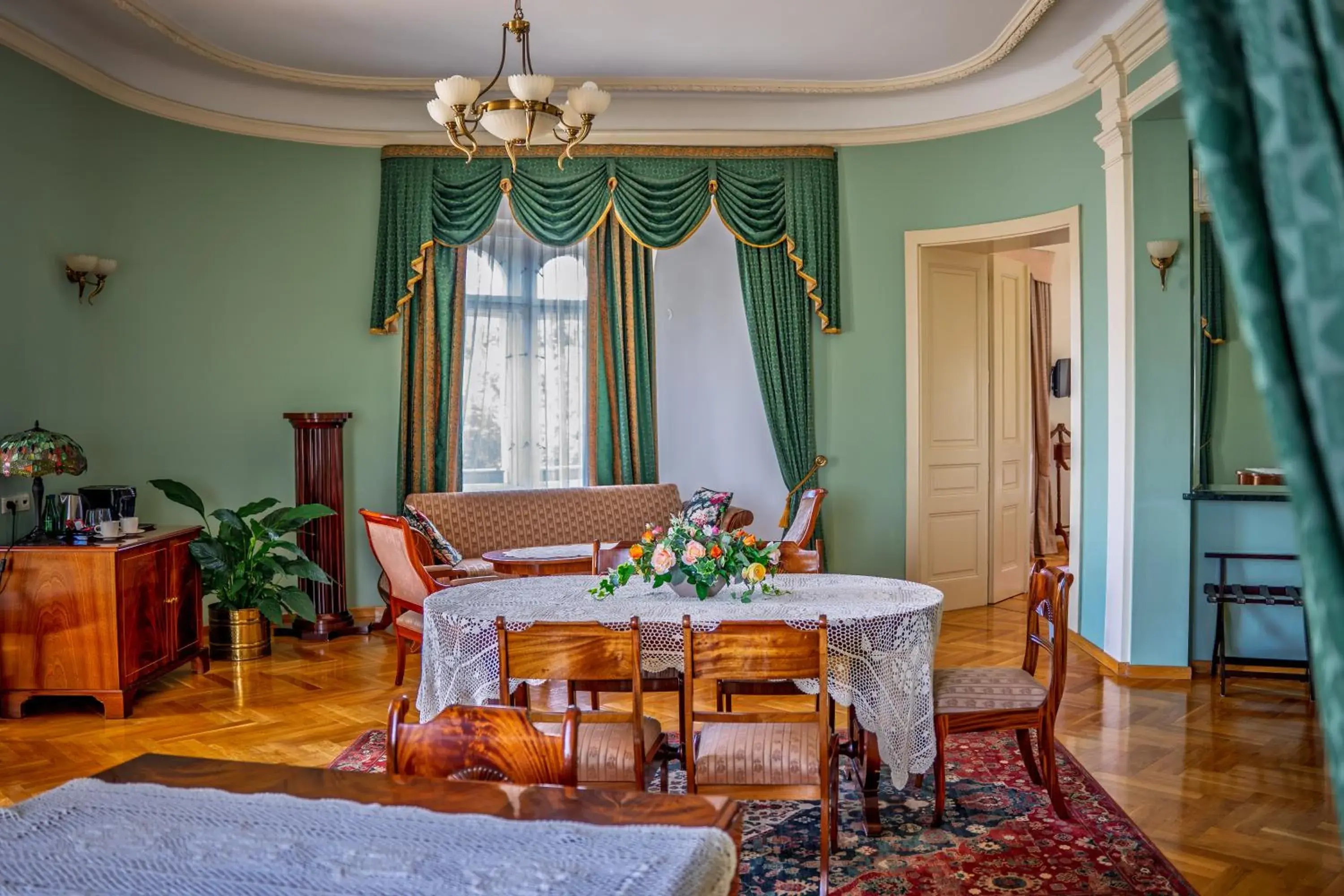 Apartment in Hotel Polonia Apartment in Hotel Polonia