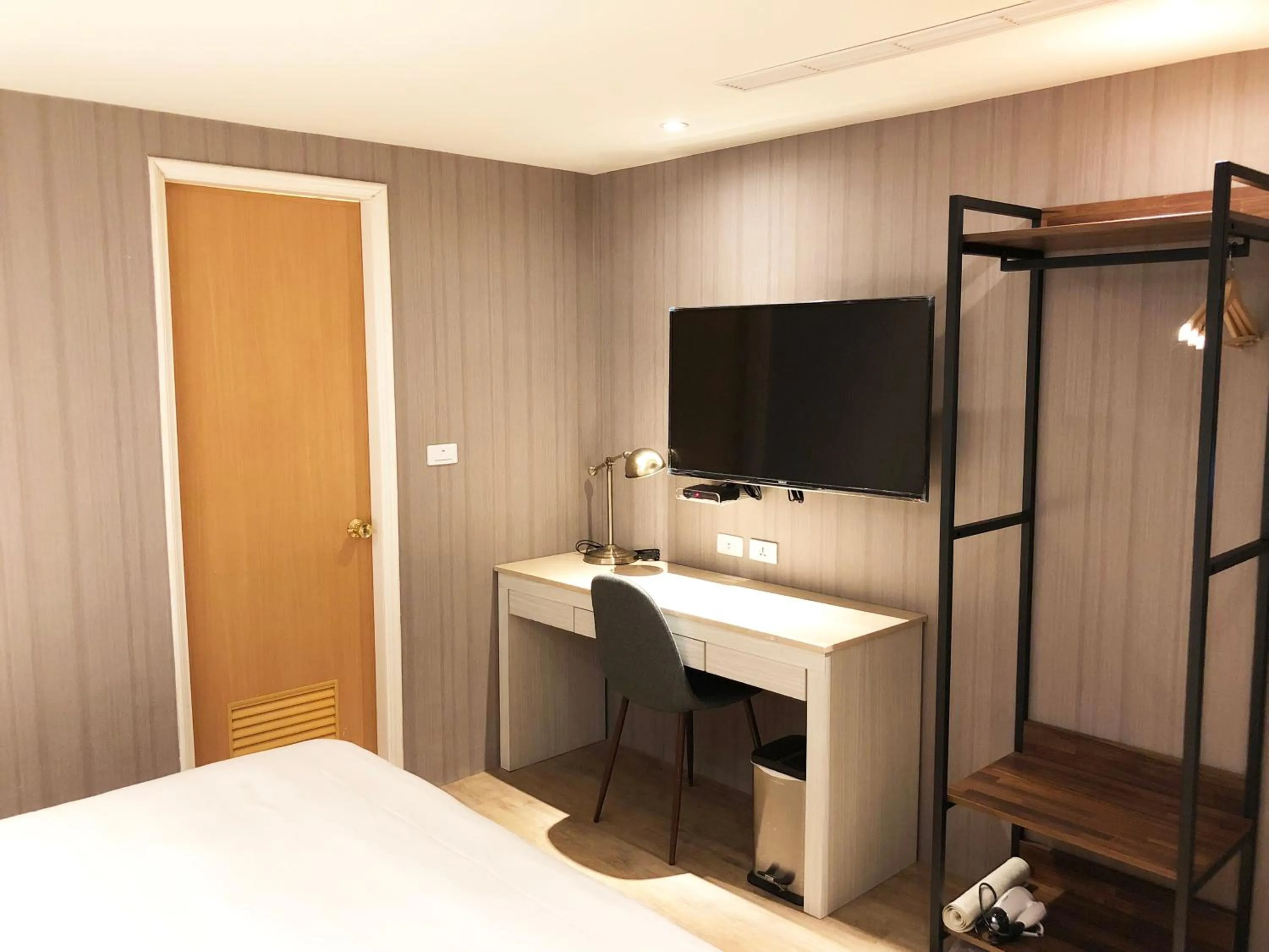 TV and multimedia, Bed in La Hotel-Baseball Theme Hall