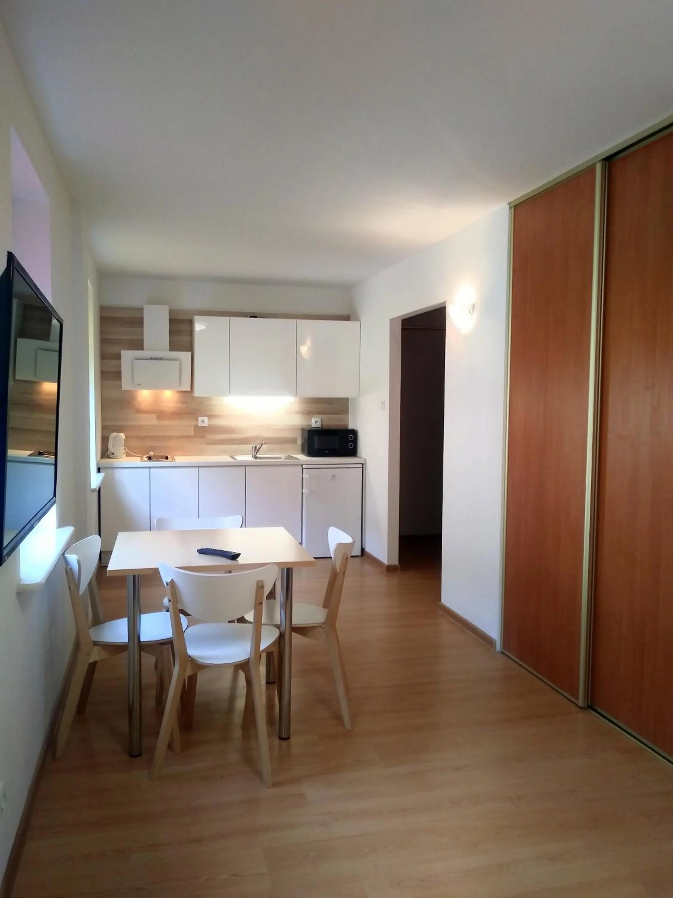 TV and multimedia in Warsaw Apartments Magnolie