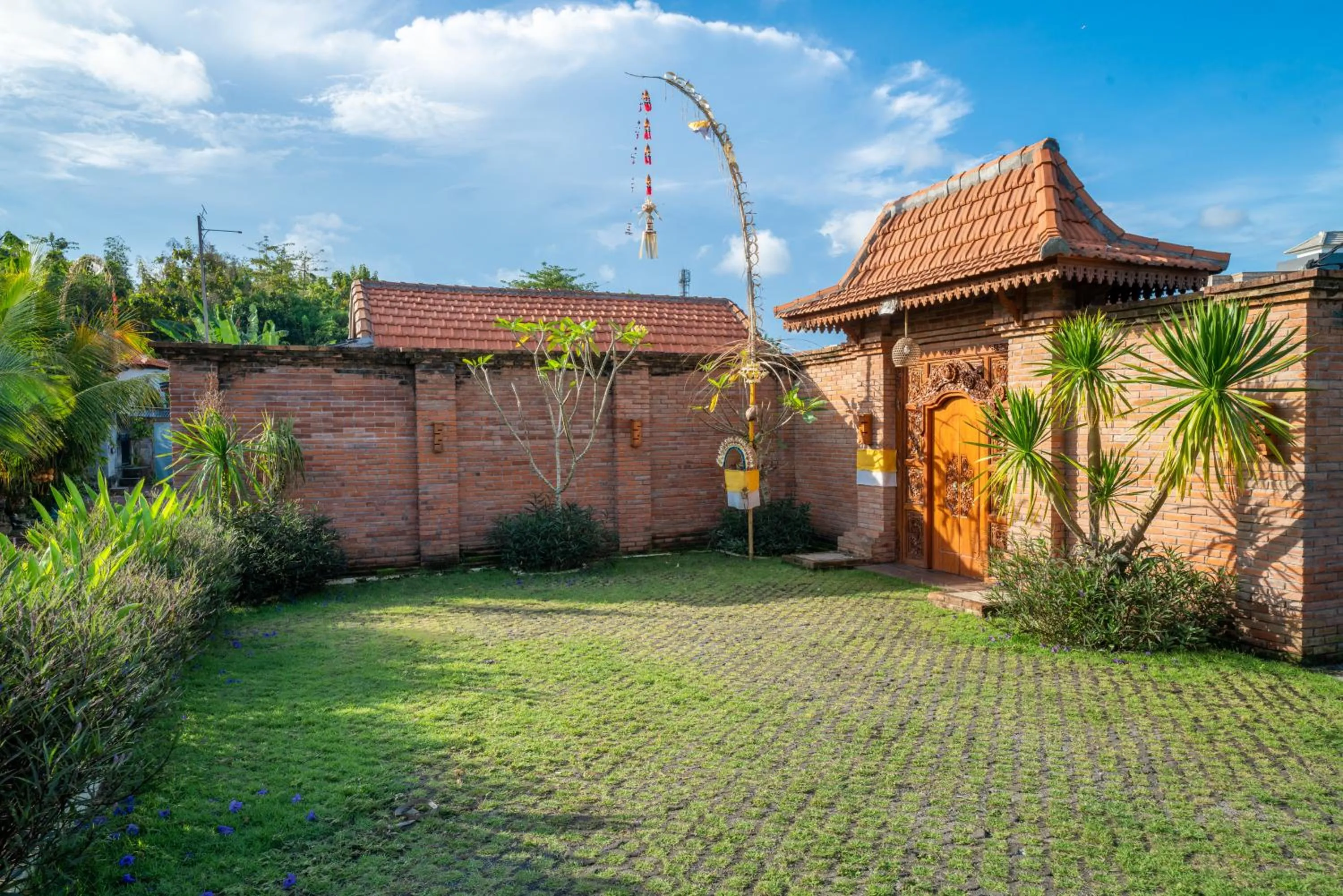 Property building in Lumbung Sari