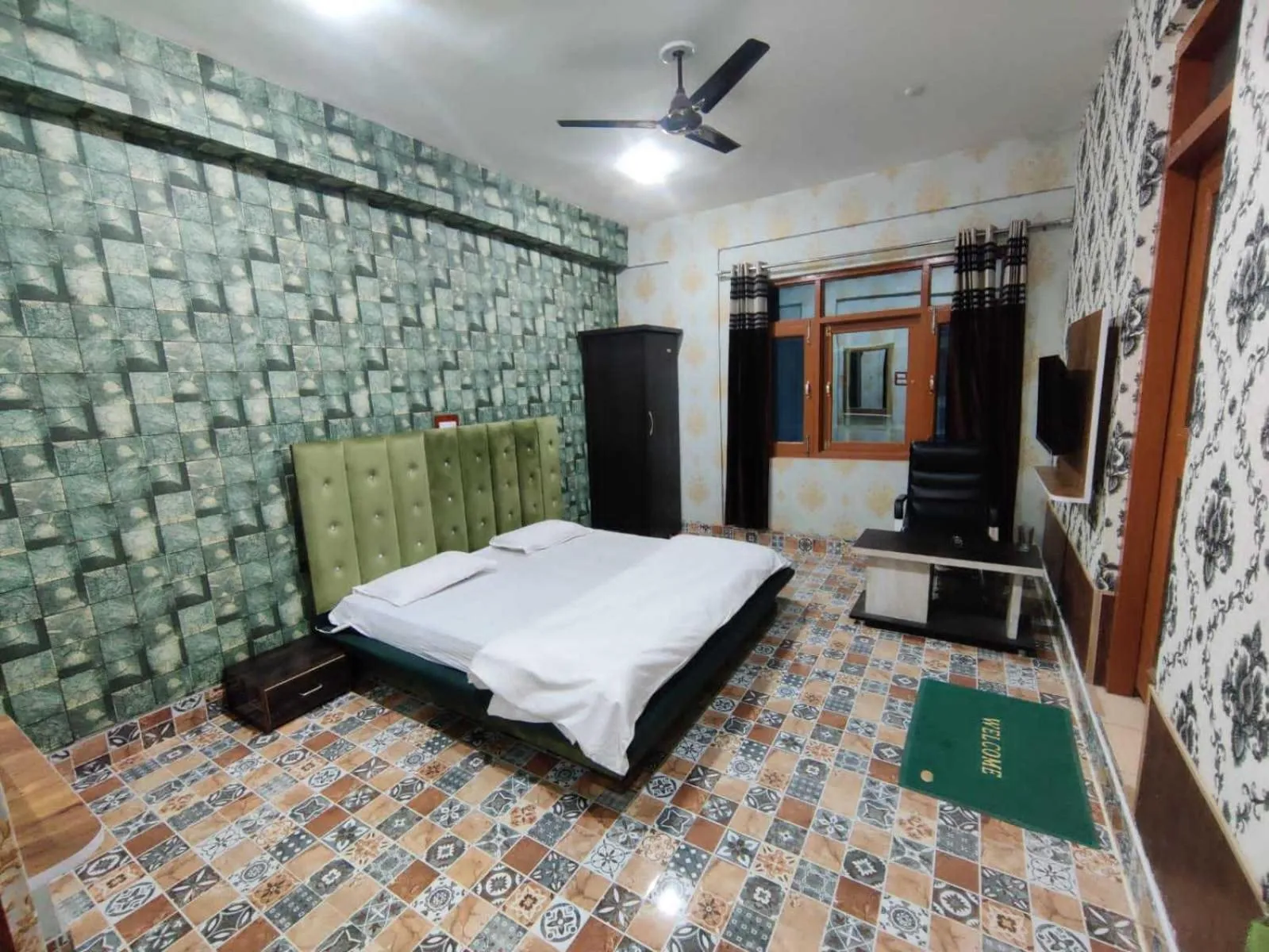 Bedroom in Hotel O by OYO Graceland