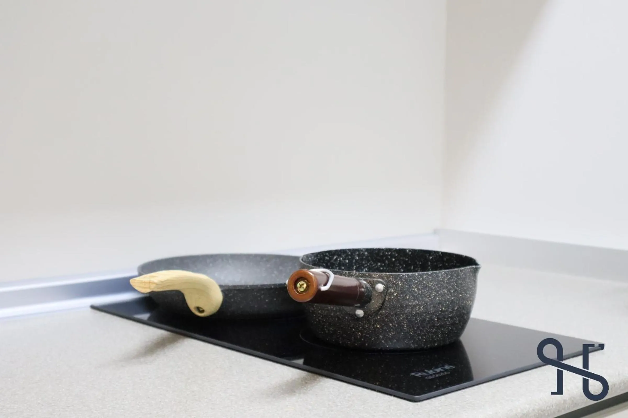 kitchen in Homesuite' Home at Jesselton Quay