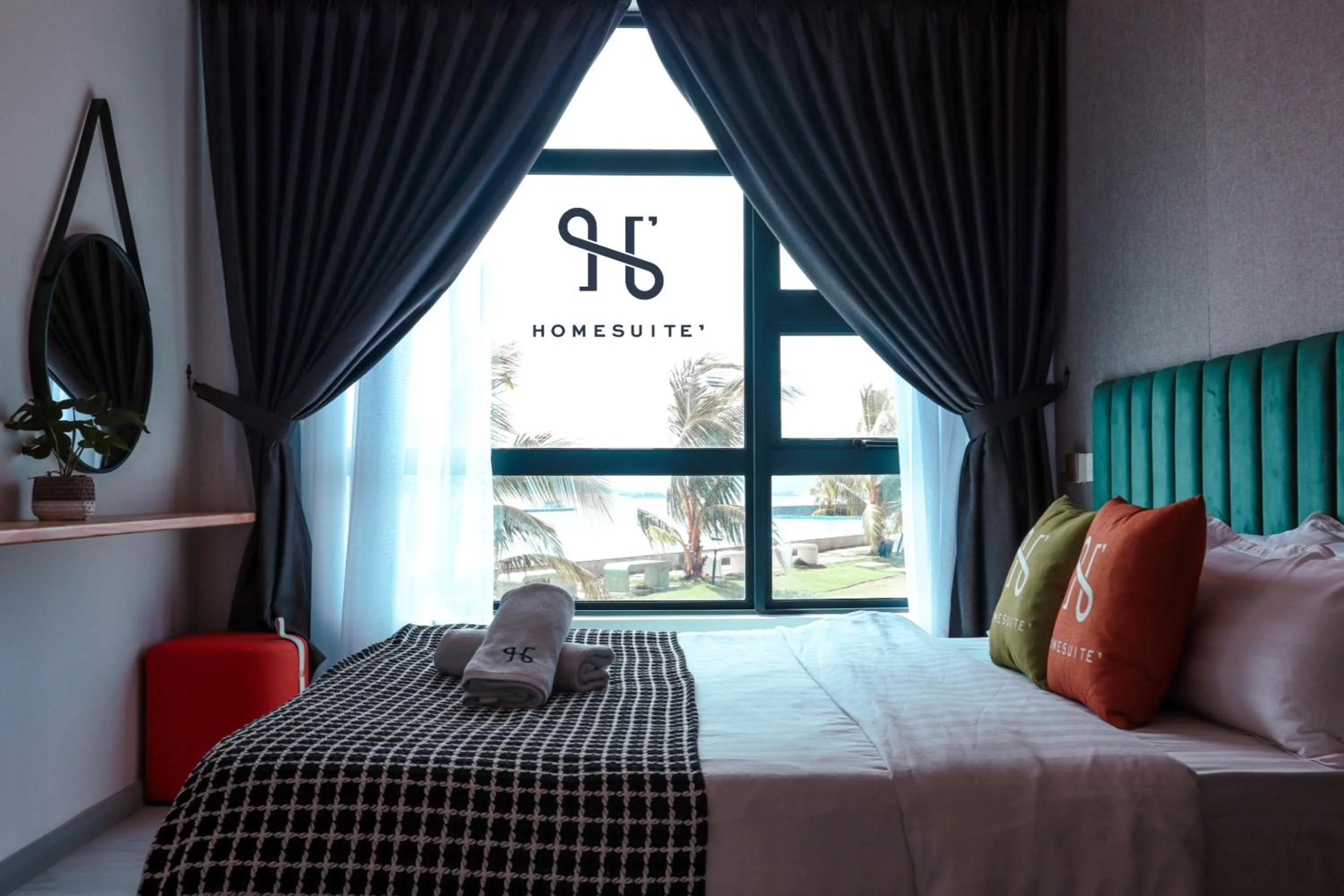 Bedroom, Bed in Homesuite' Home at Jesselton Quay