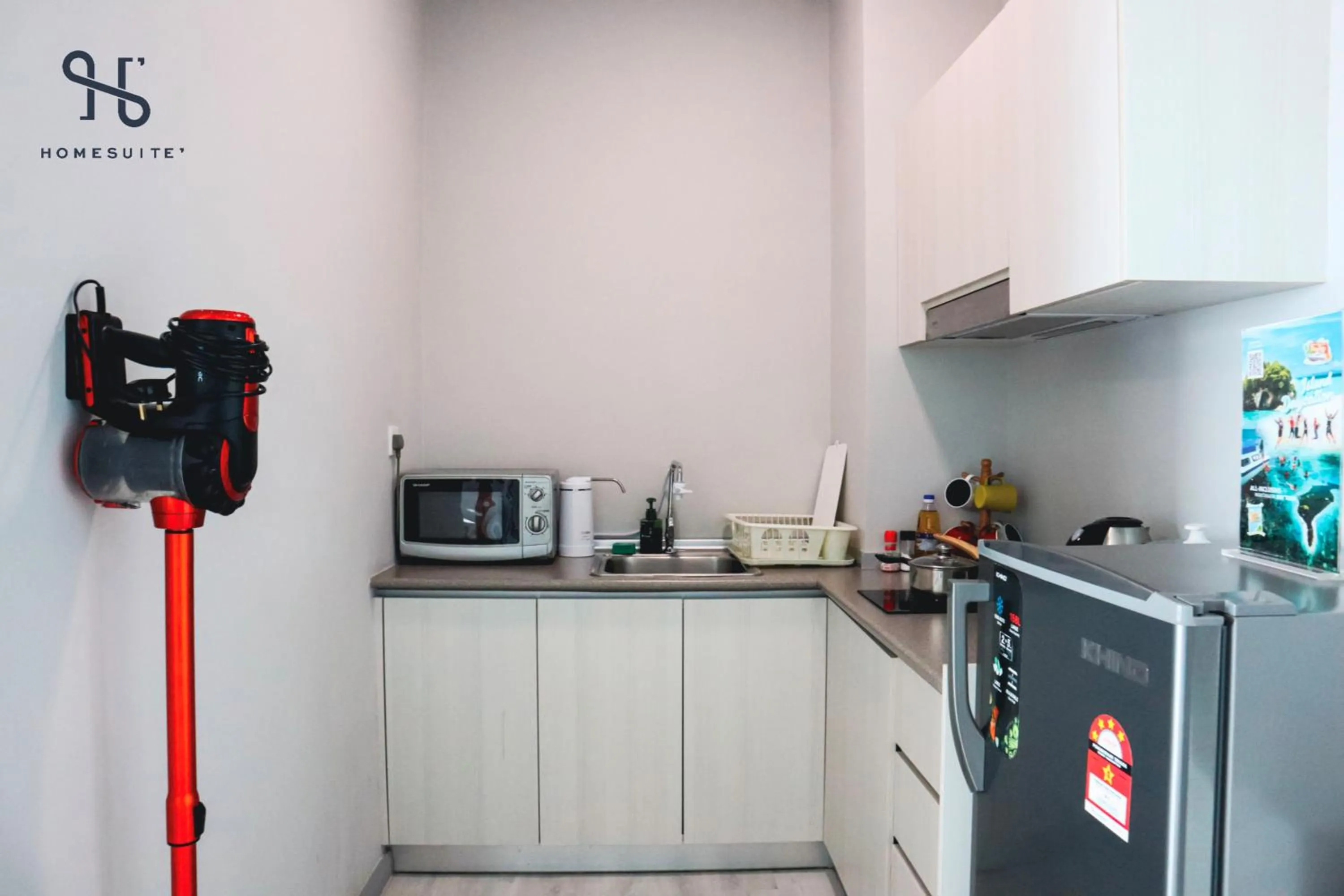 kitchen in Homesuite' Home at Jesselton Quay