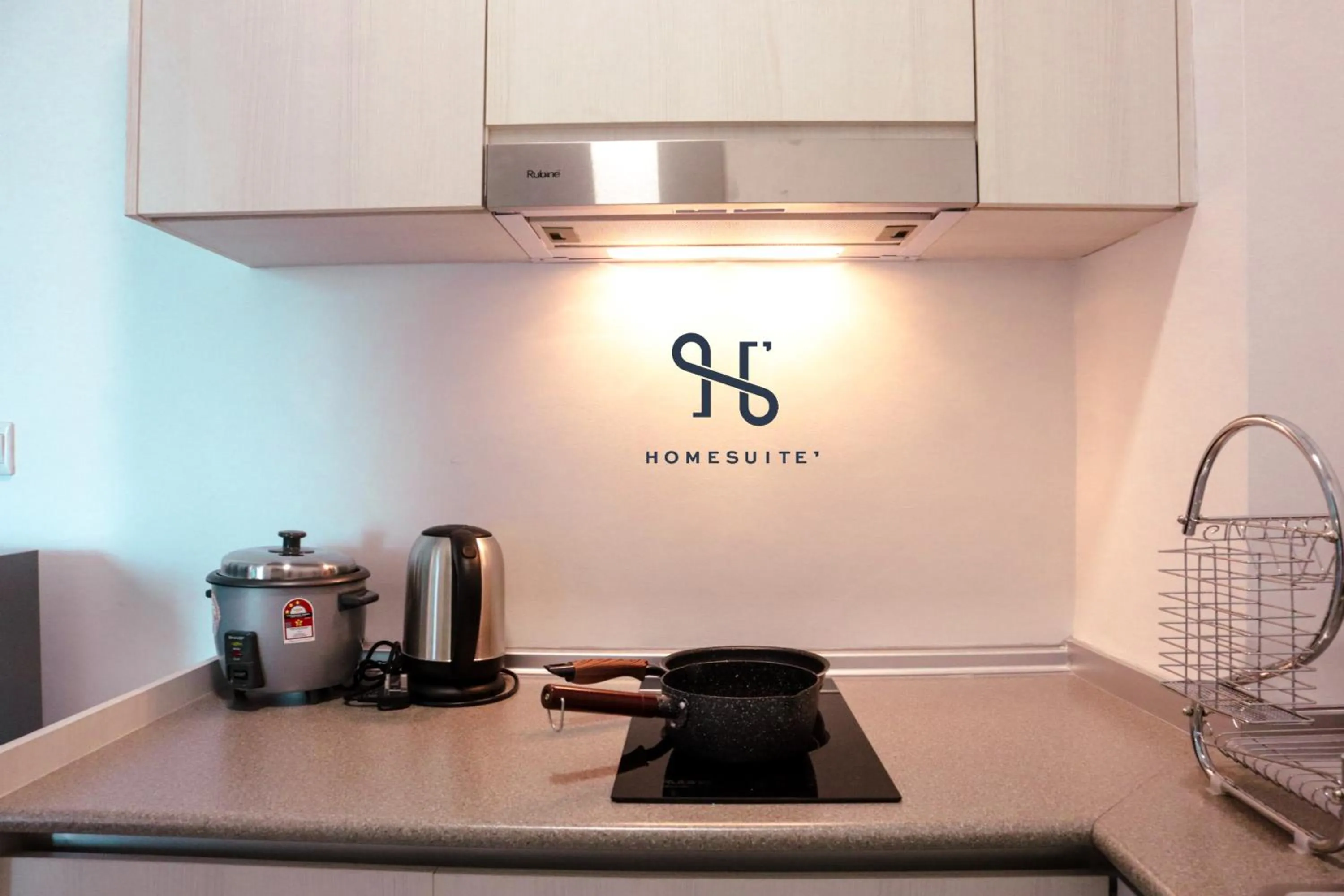 Kitchen or kitchenette in Homesuite' Home at Jesselton Quay