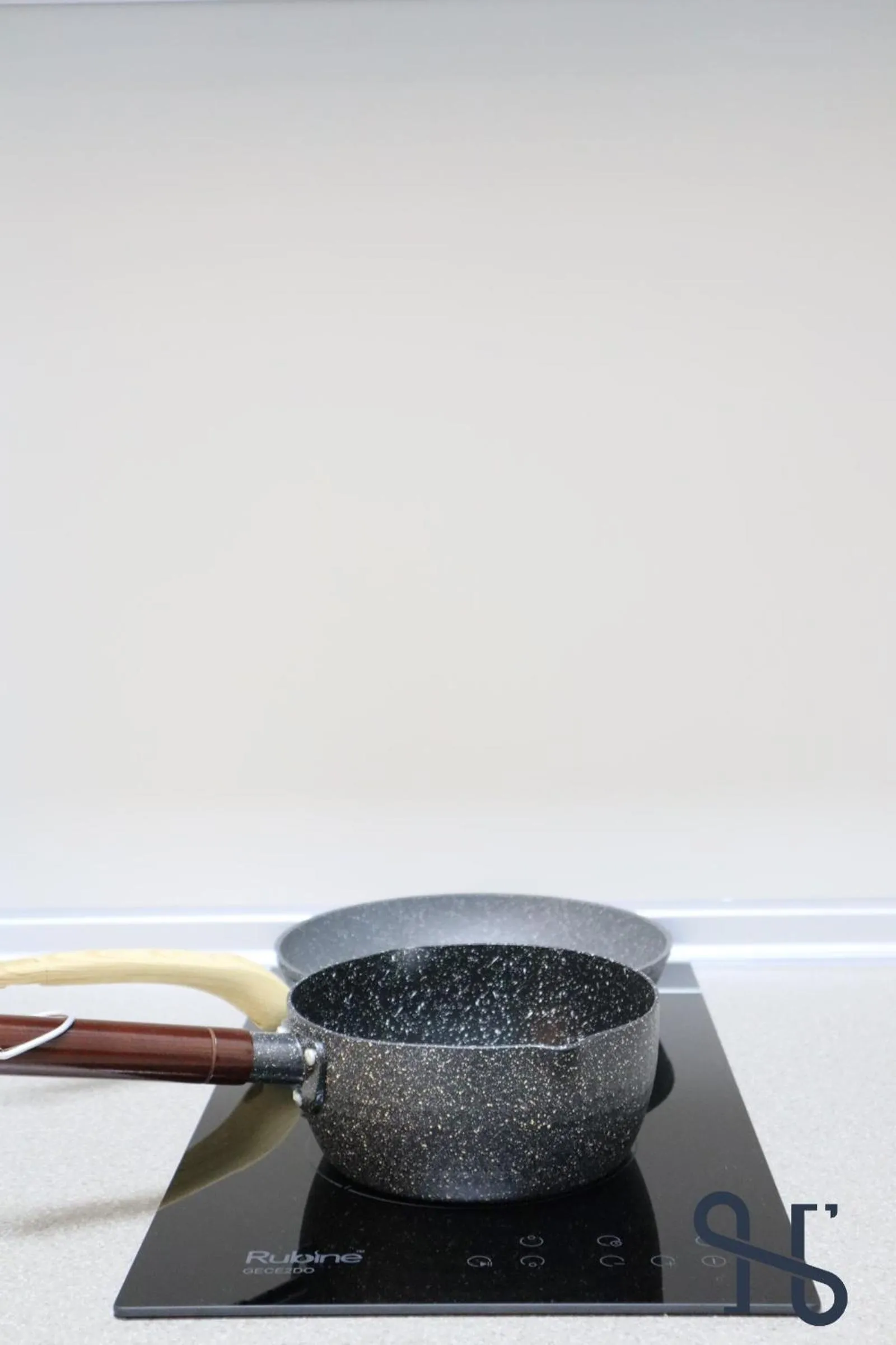 Kitchen or kitchenette in Homesuite' Home at Jesselton Quay