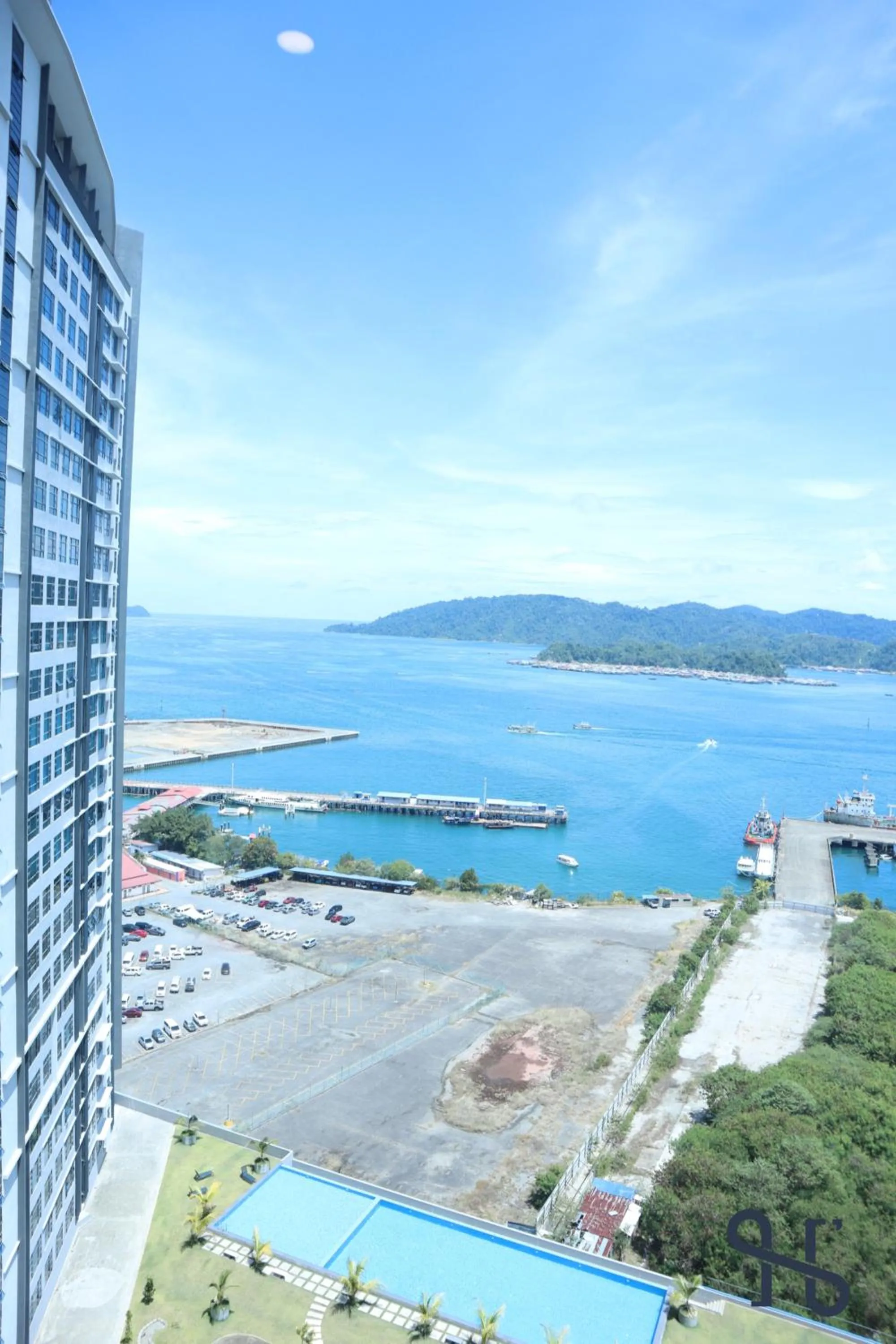 View (from property/room) in Homesuite' Home at Jesselton Quay